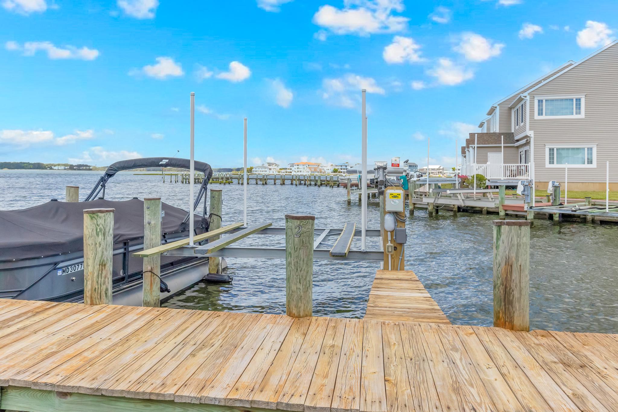 STONE HARBOR - Residential