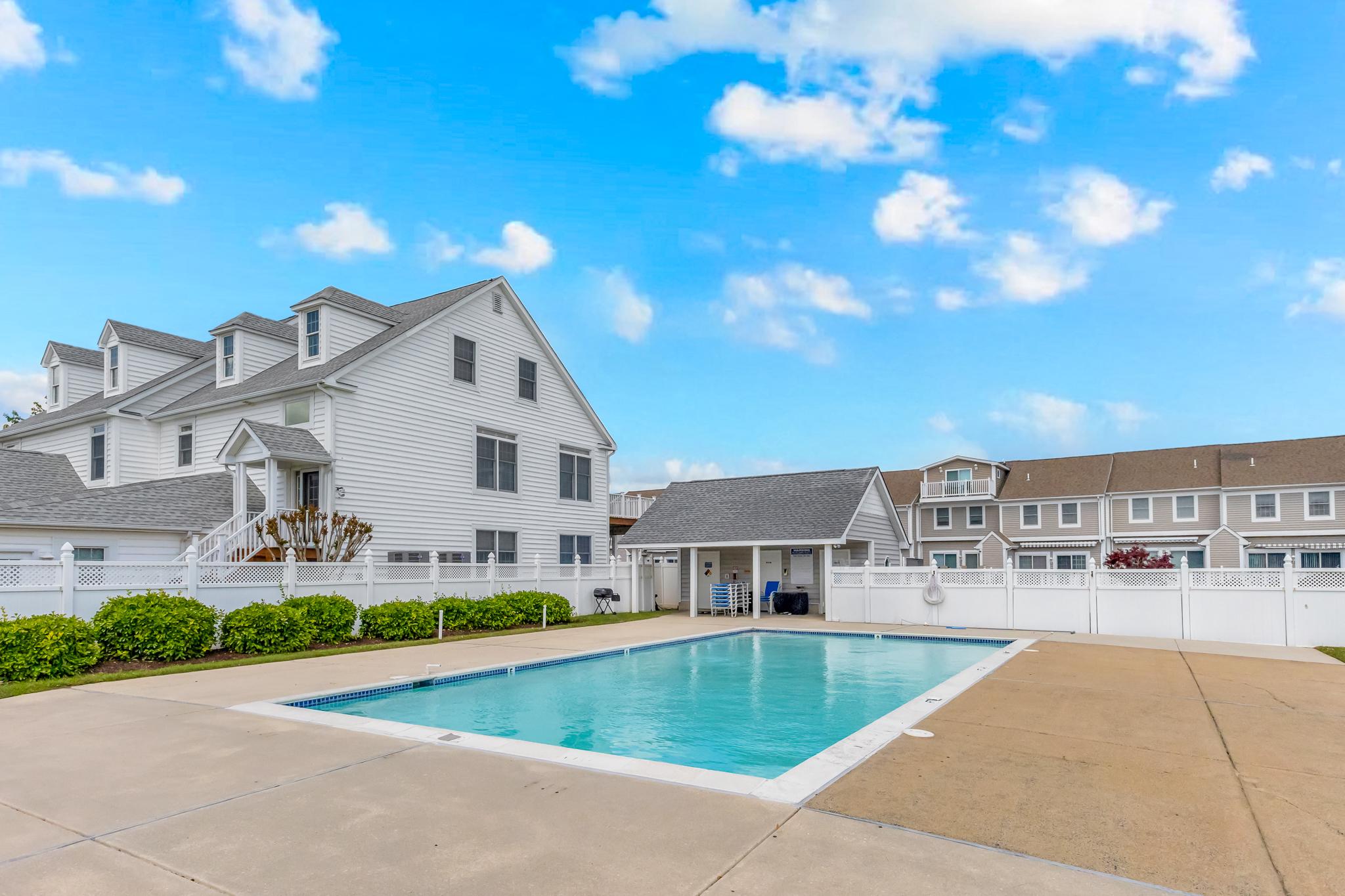 STONE HARBOR - Residential