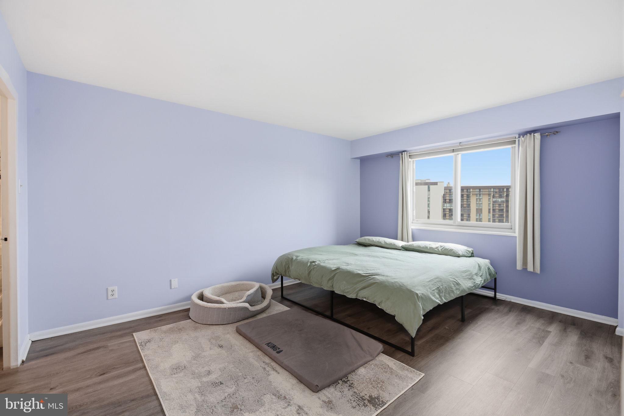 PAVILION ON THE PARK - Residential