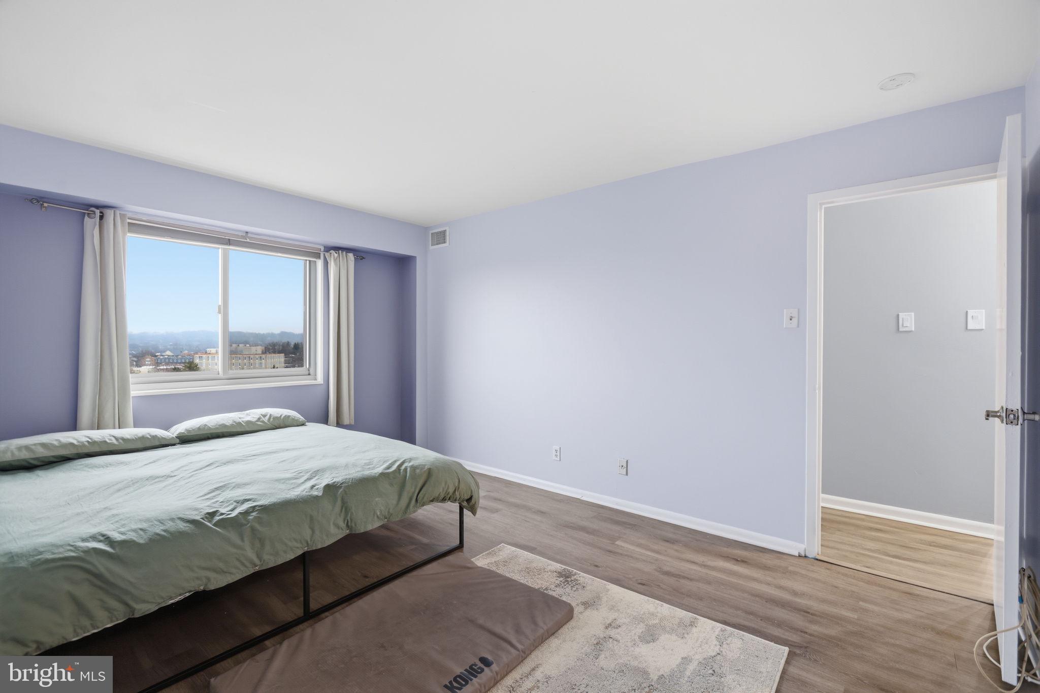 PAVILION ON THE PARK - Residential