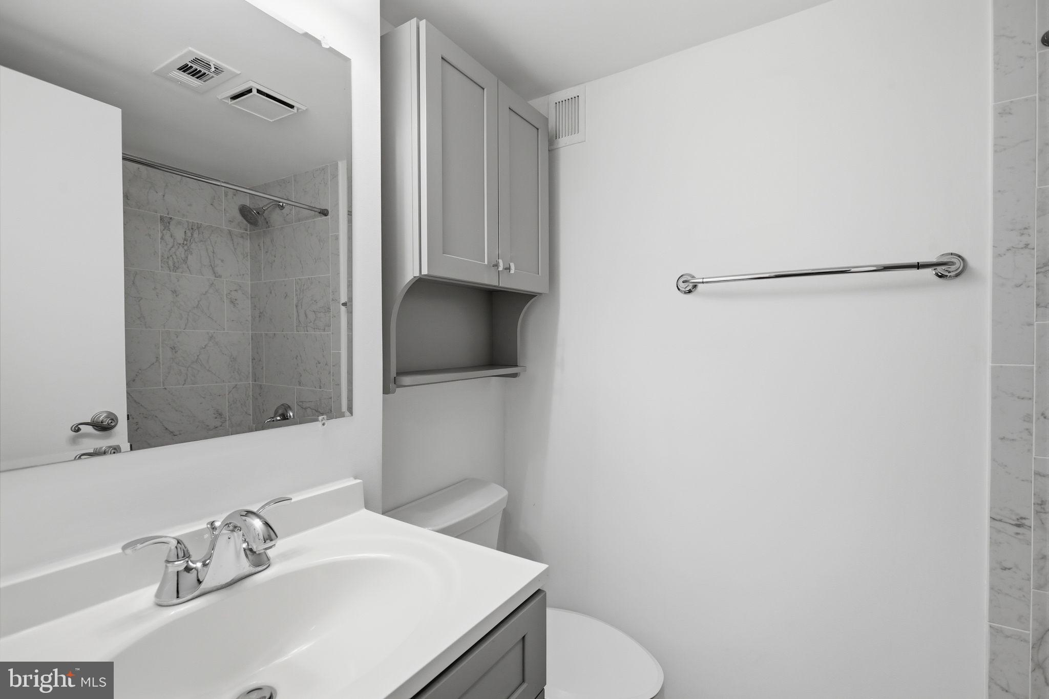 PAVILION ON THE PARK - Residential