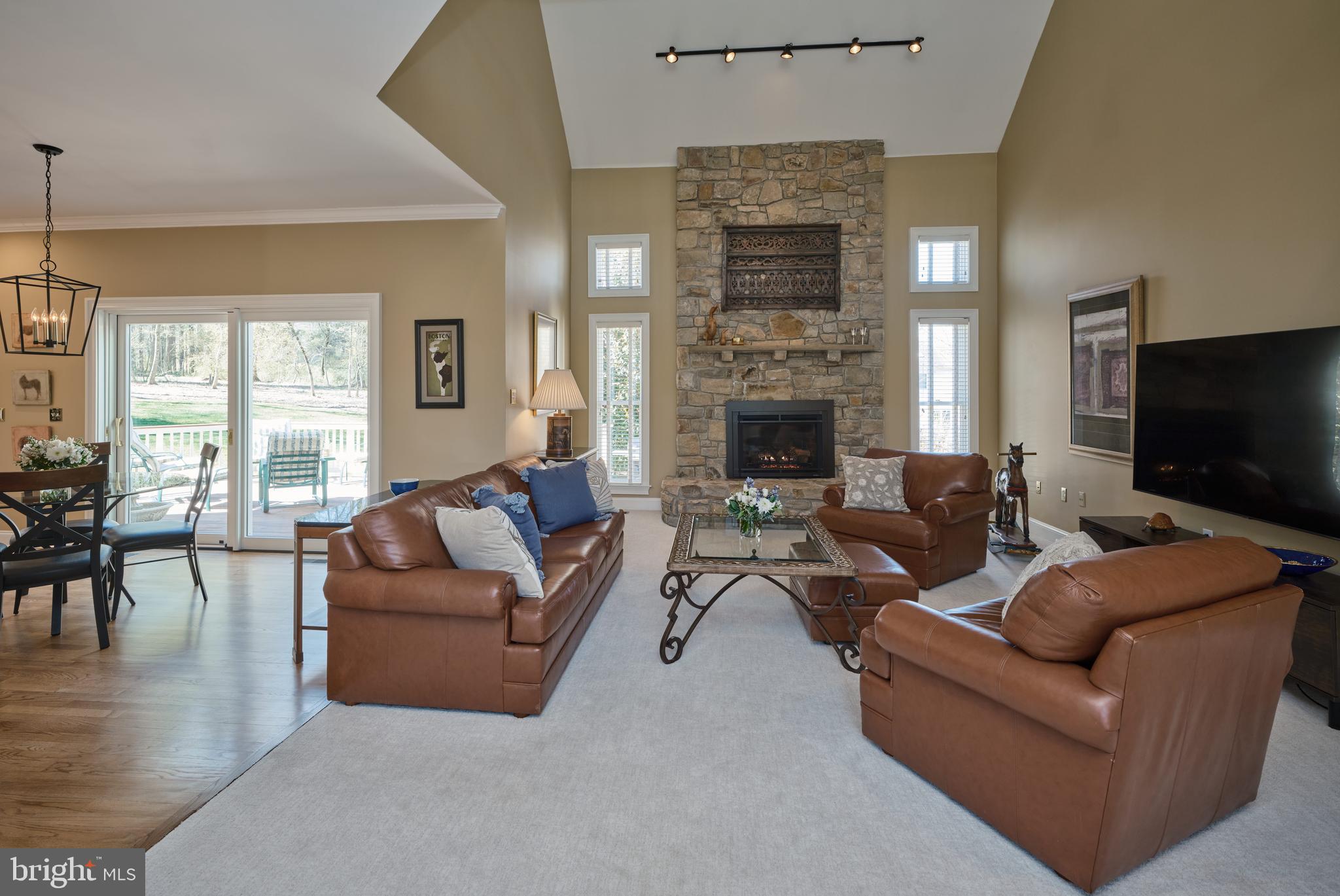 KINGSWOODS - Residential