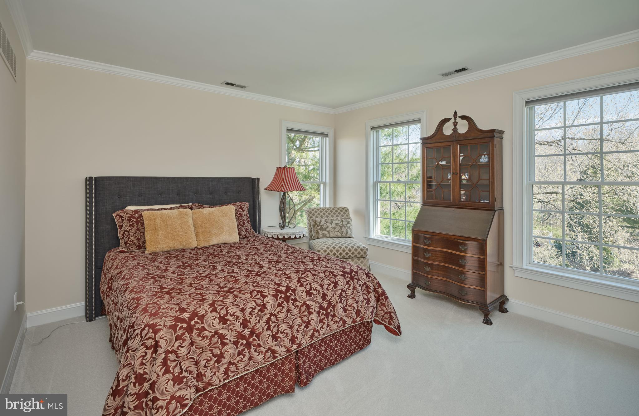 KINGSWOODS - Residential