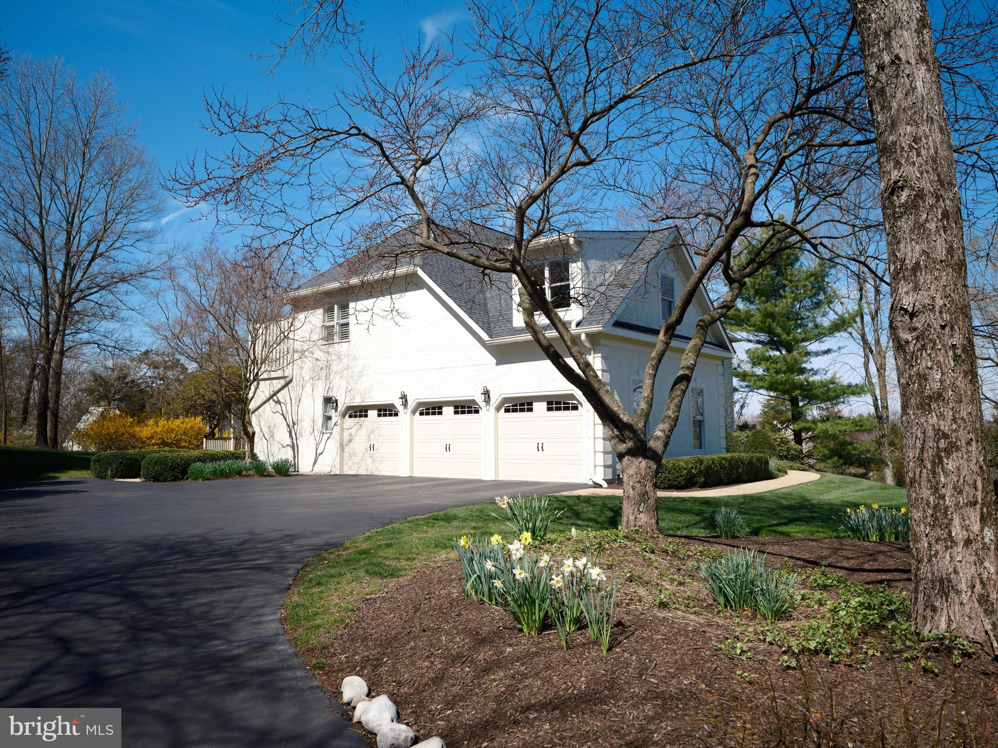 KINGSWOODS - Residential