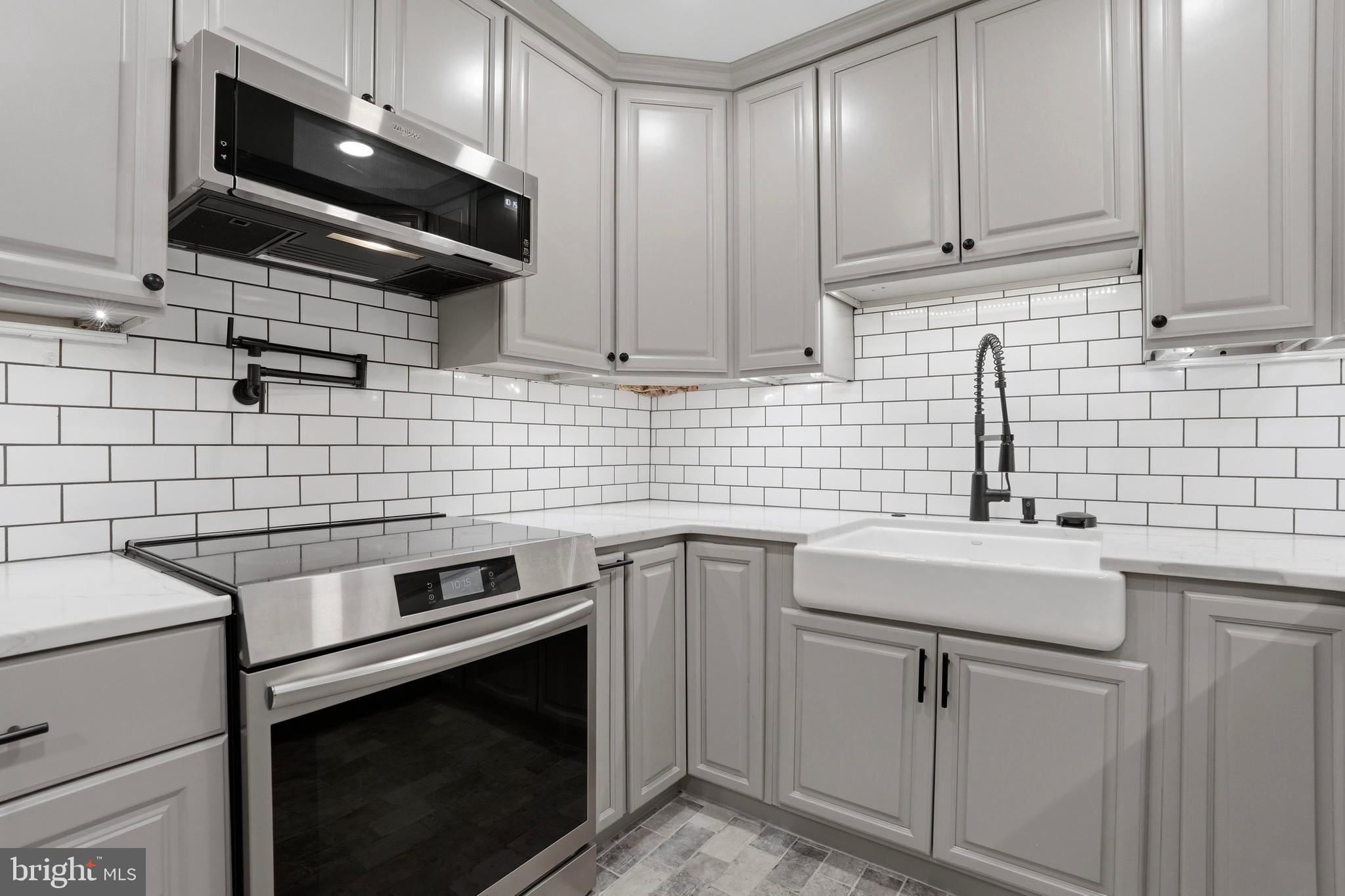 MILL CREEK FALLS - Residential