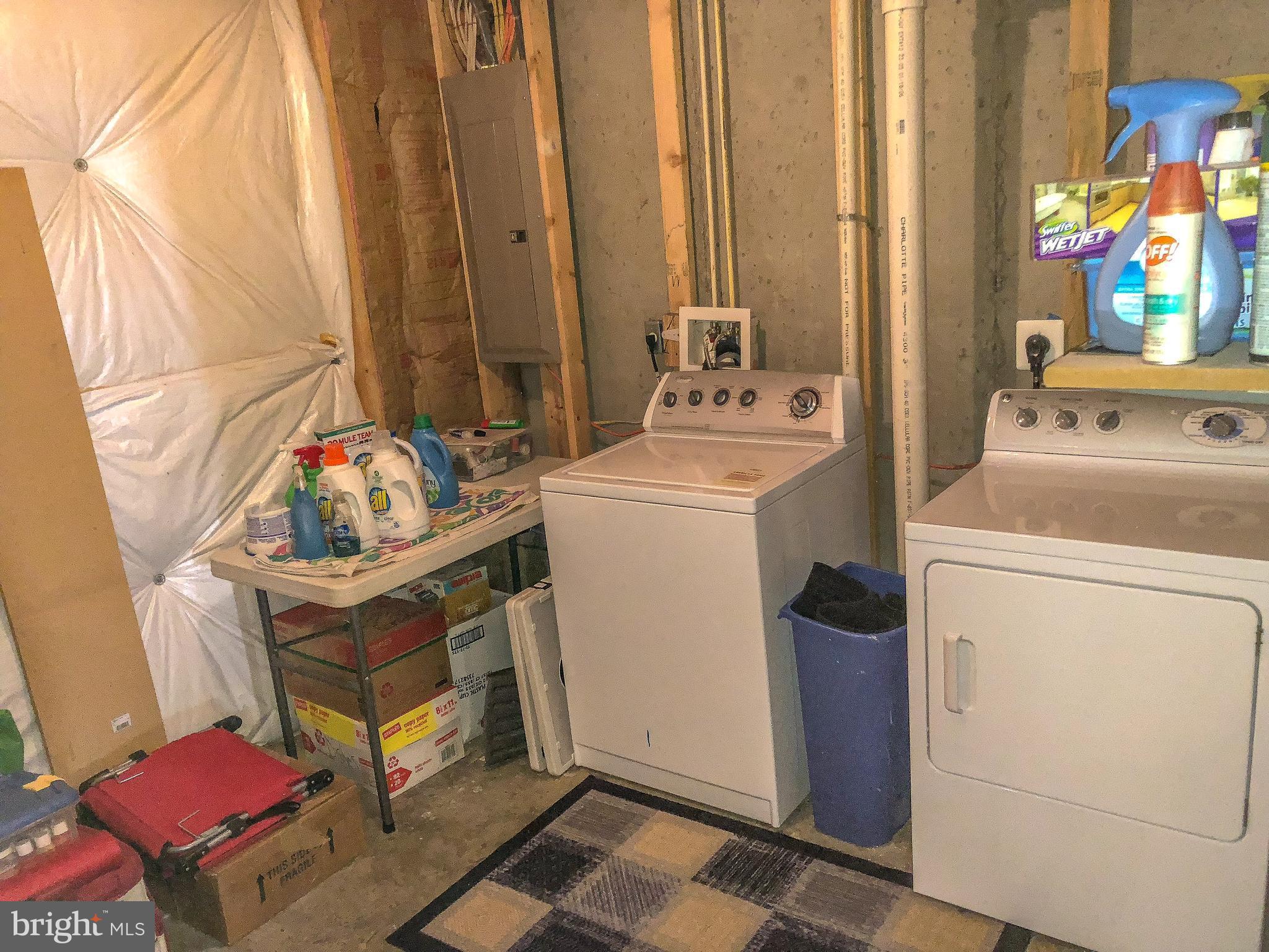 LAKELAND PLACE - Residential