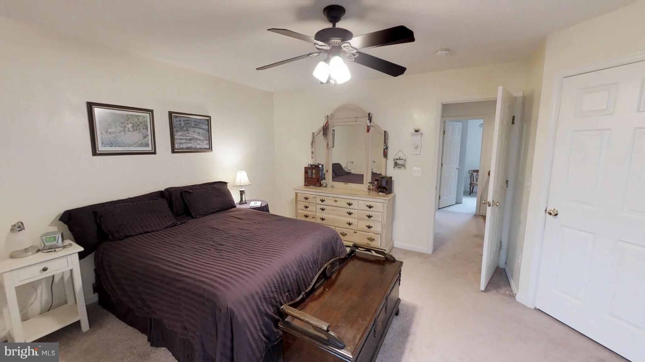 LAKELAND PLACE - Residential