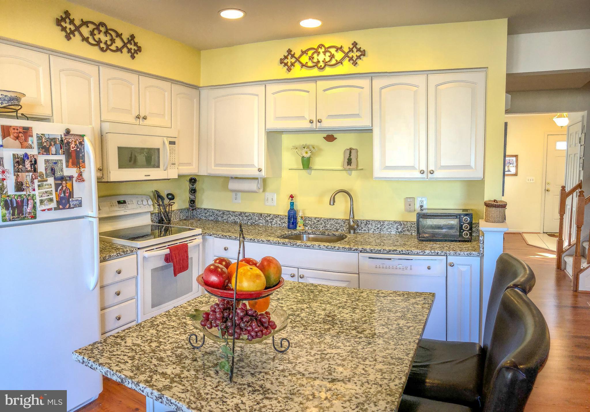 LAKELAND PLACE - Residential