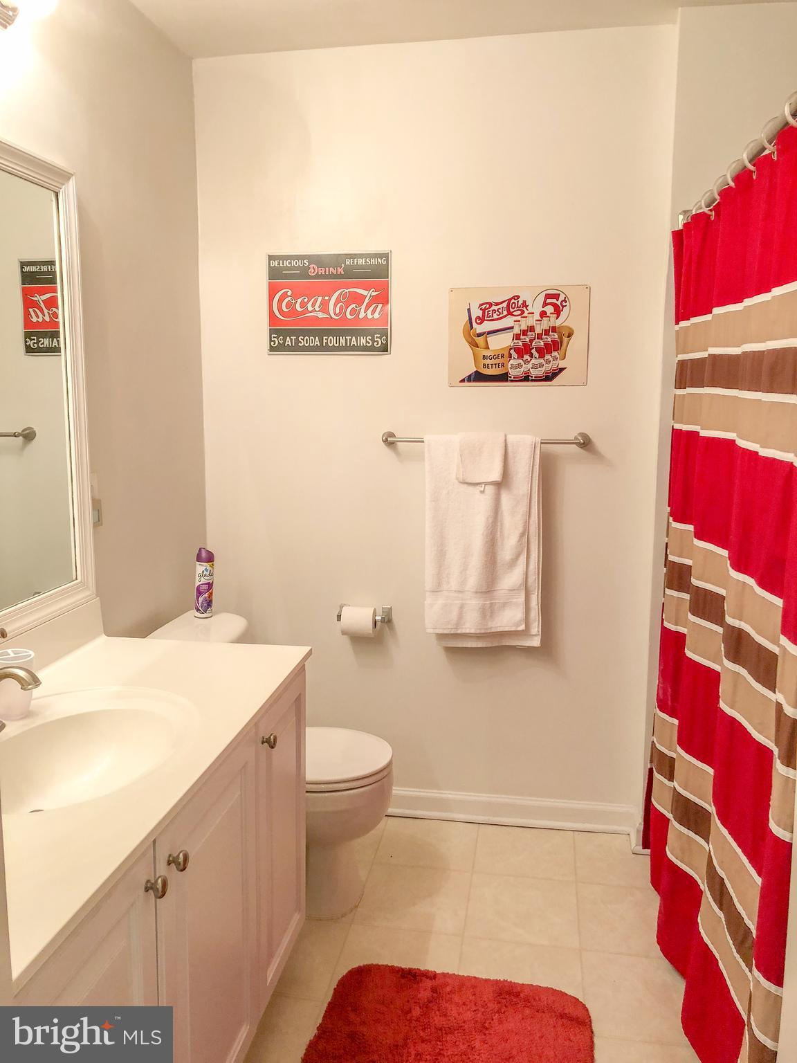 LAKELAND PLACE - Residential