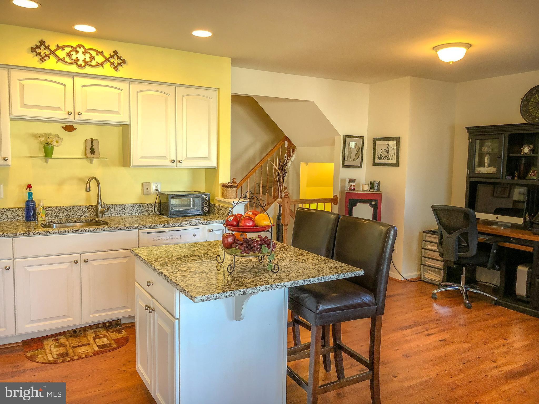 LAKELAND PLACE - Residential