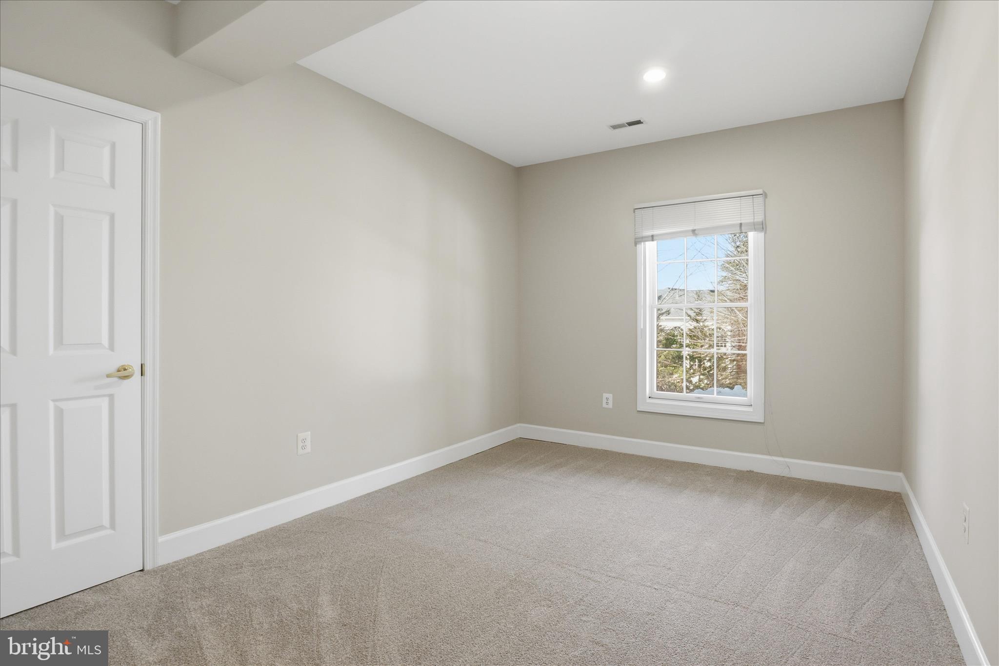 BELMONT COUNTRY CLUB - Residential