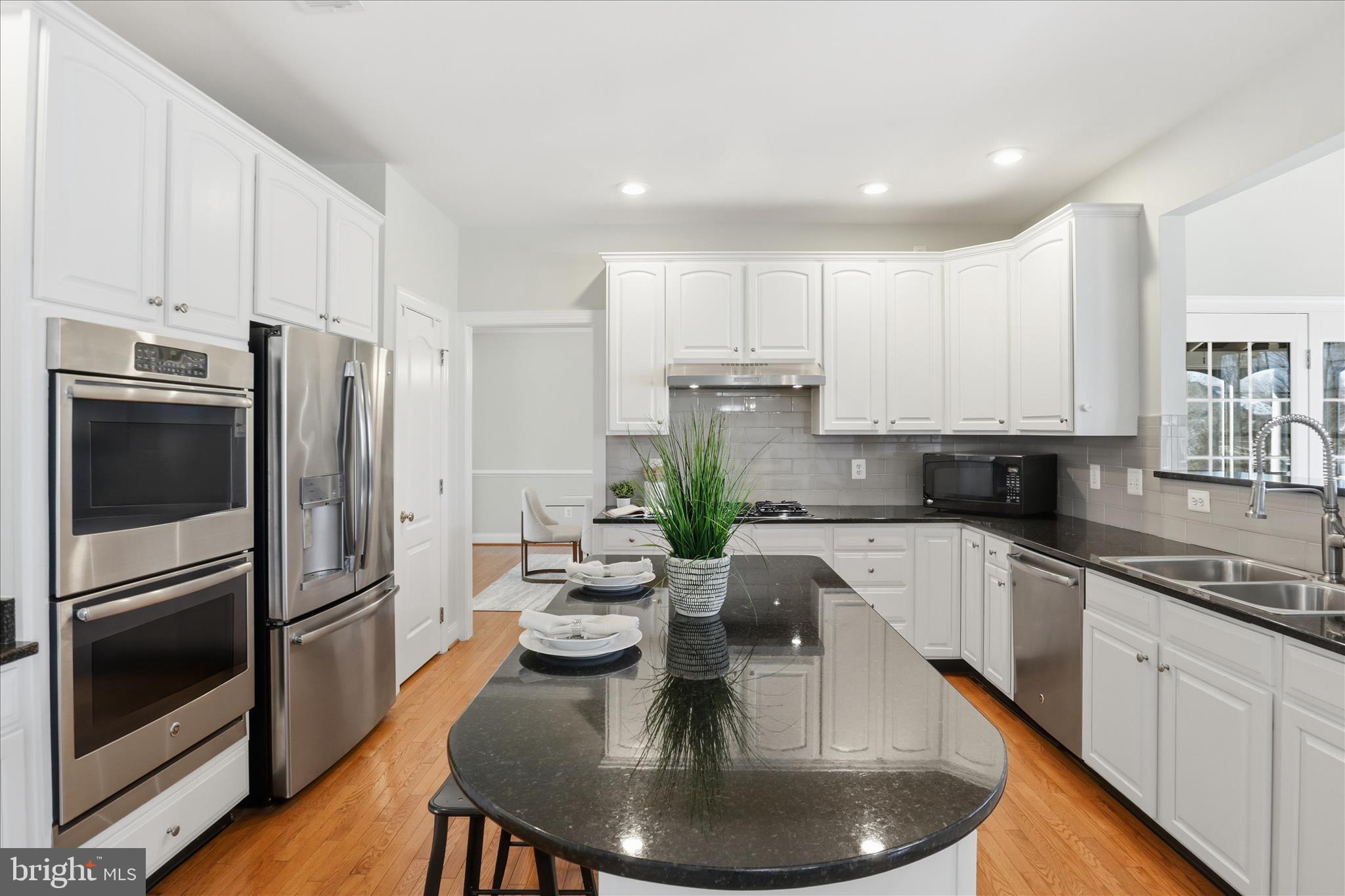 BELMONT COUNTRY CLUB - Residential