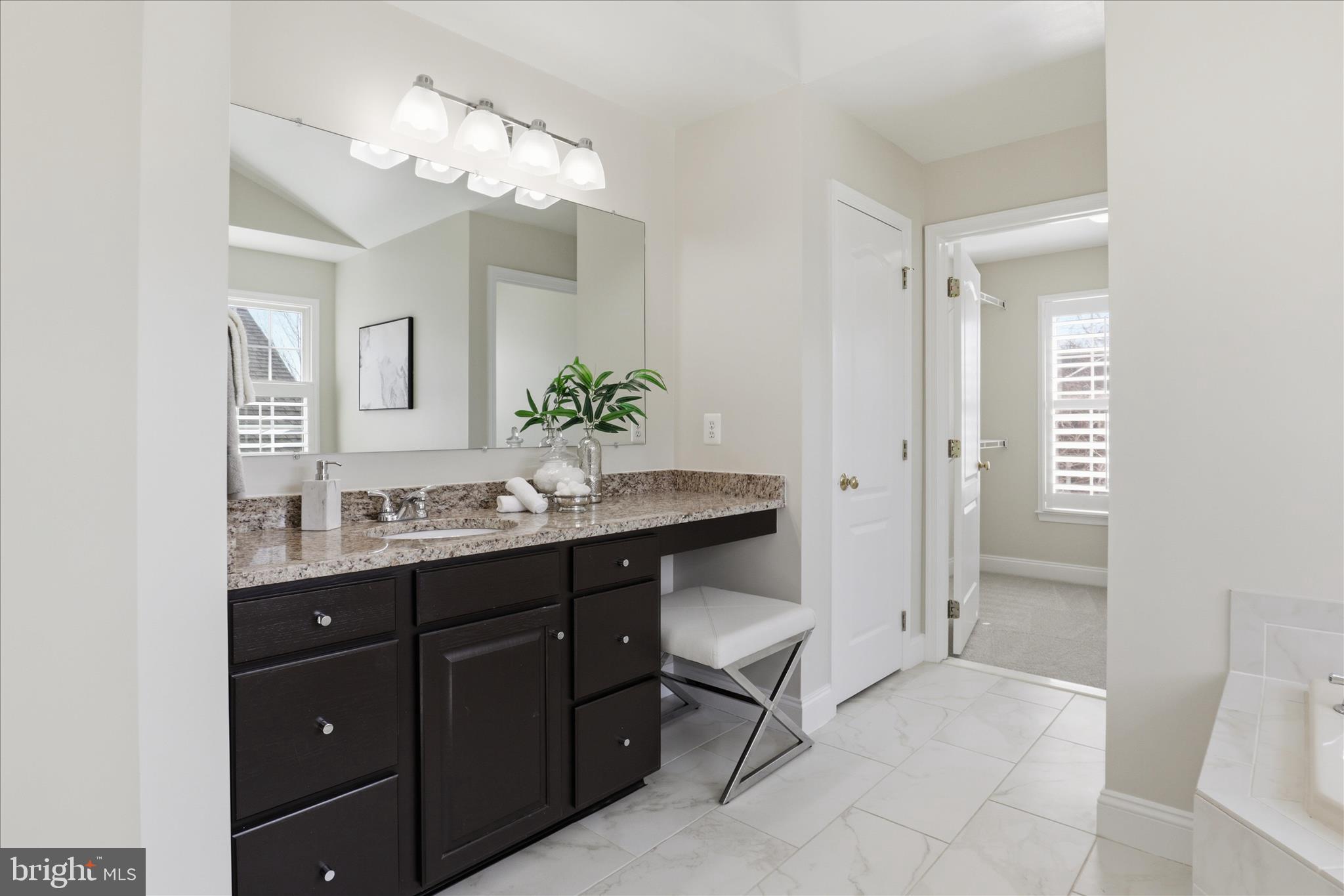 BELMONT COUNTRY CLUB - Residential