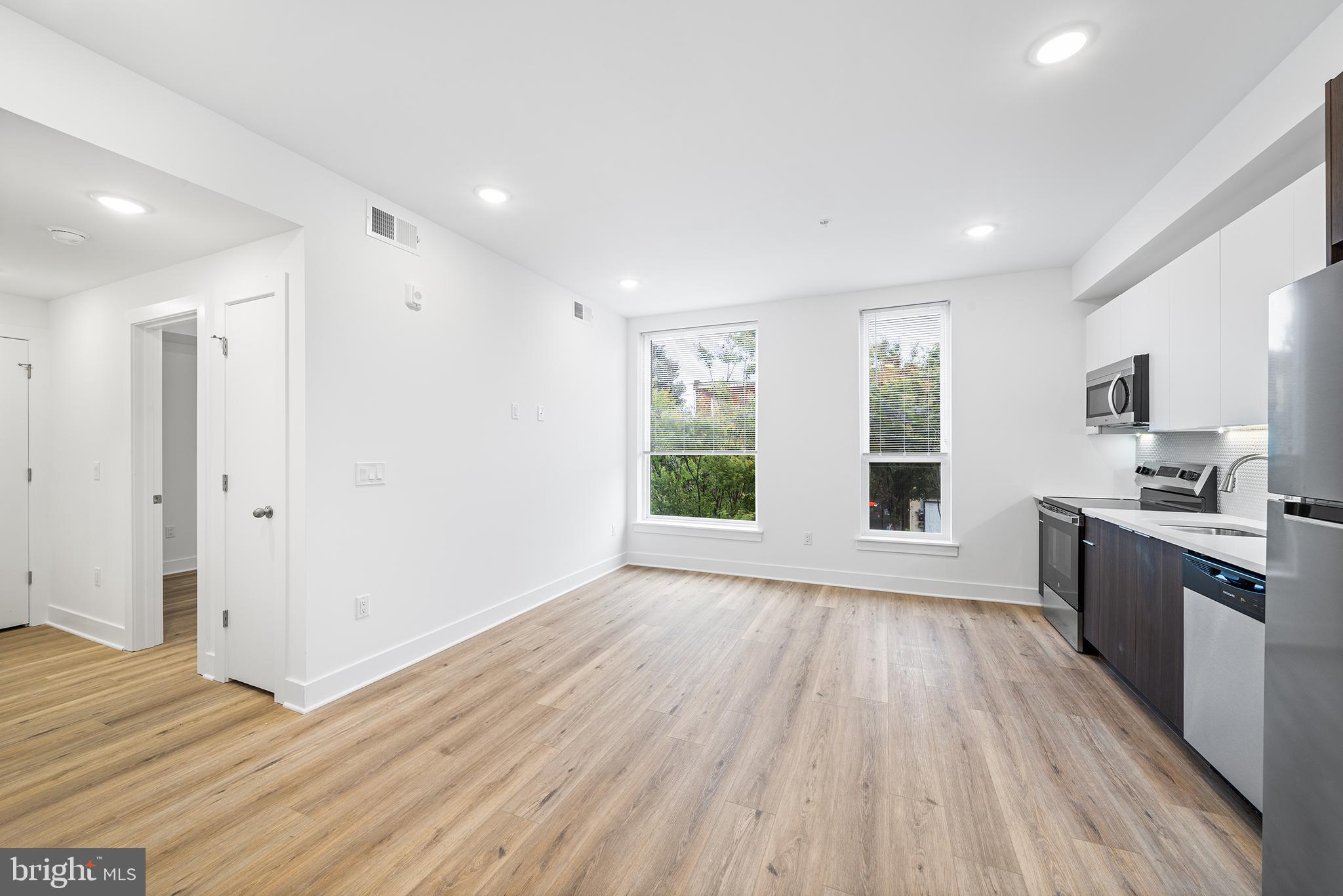 4324 LANCASTER AVENUE 302