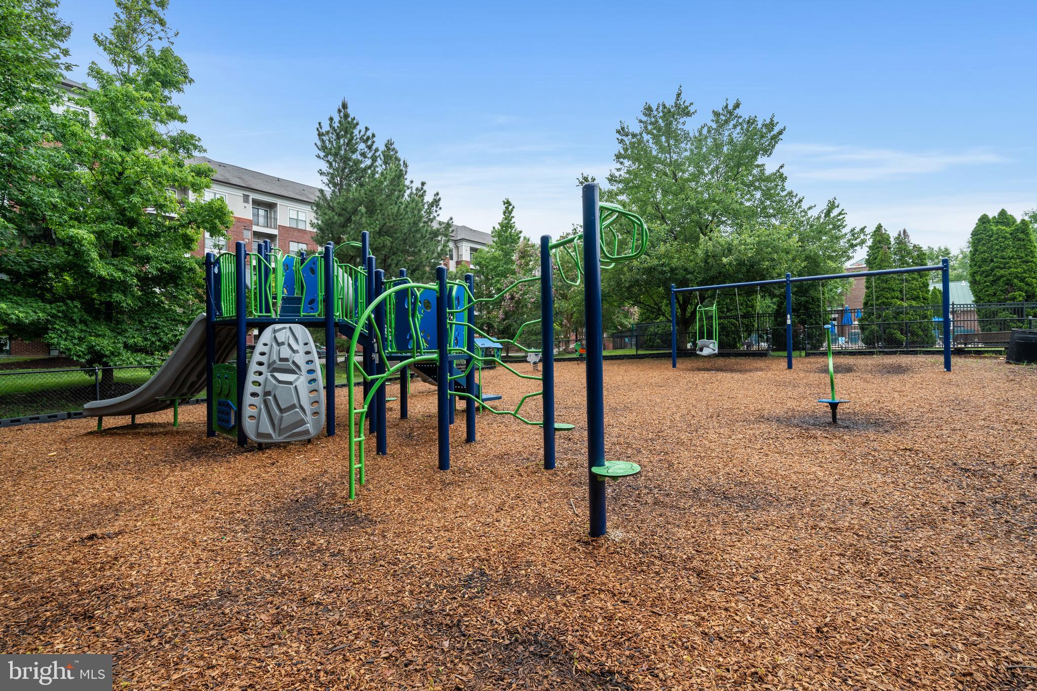 LORTON TOWN CENTER - Residential