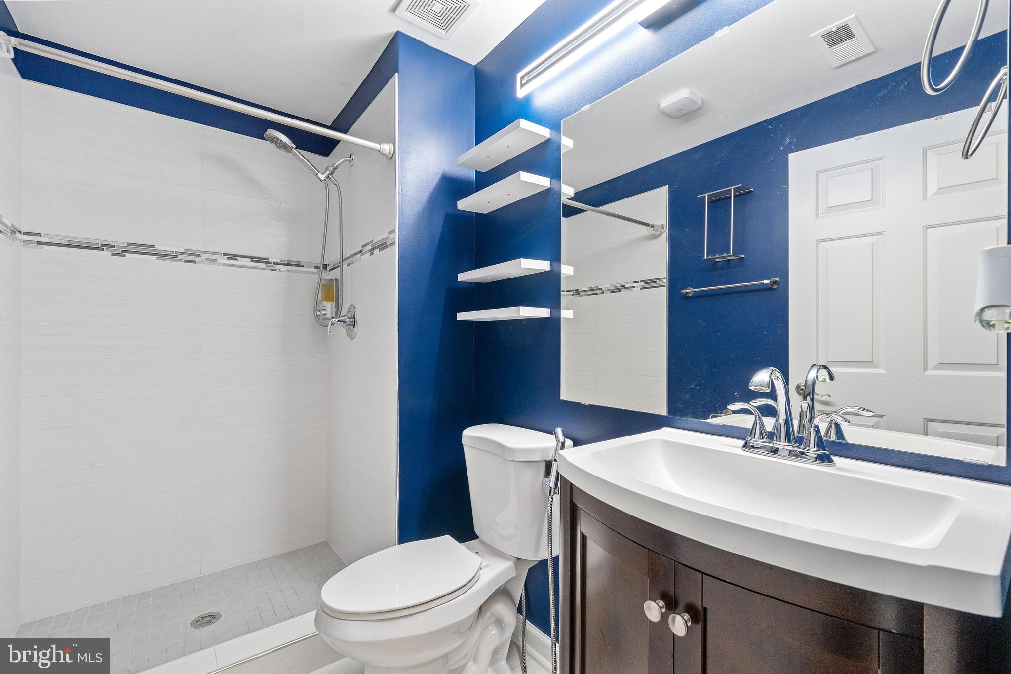 LORTON TOWN CENTER - Residential