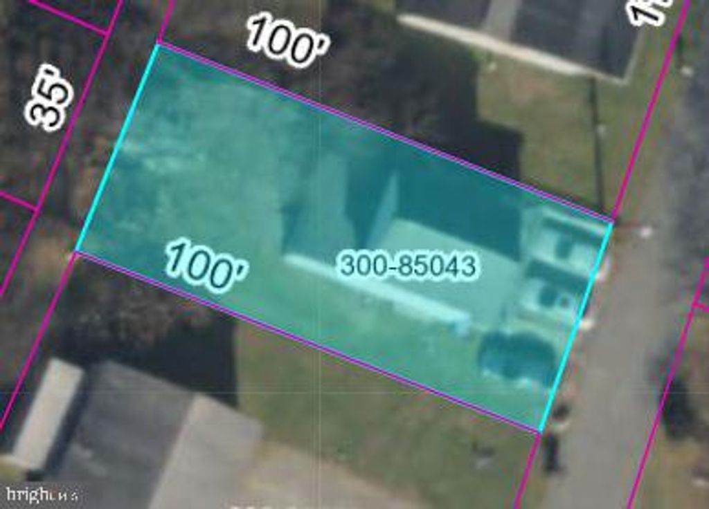 Photo of 655 Charelle Drive, Columbia, PA 17512 (MLS # PALA2046830)