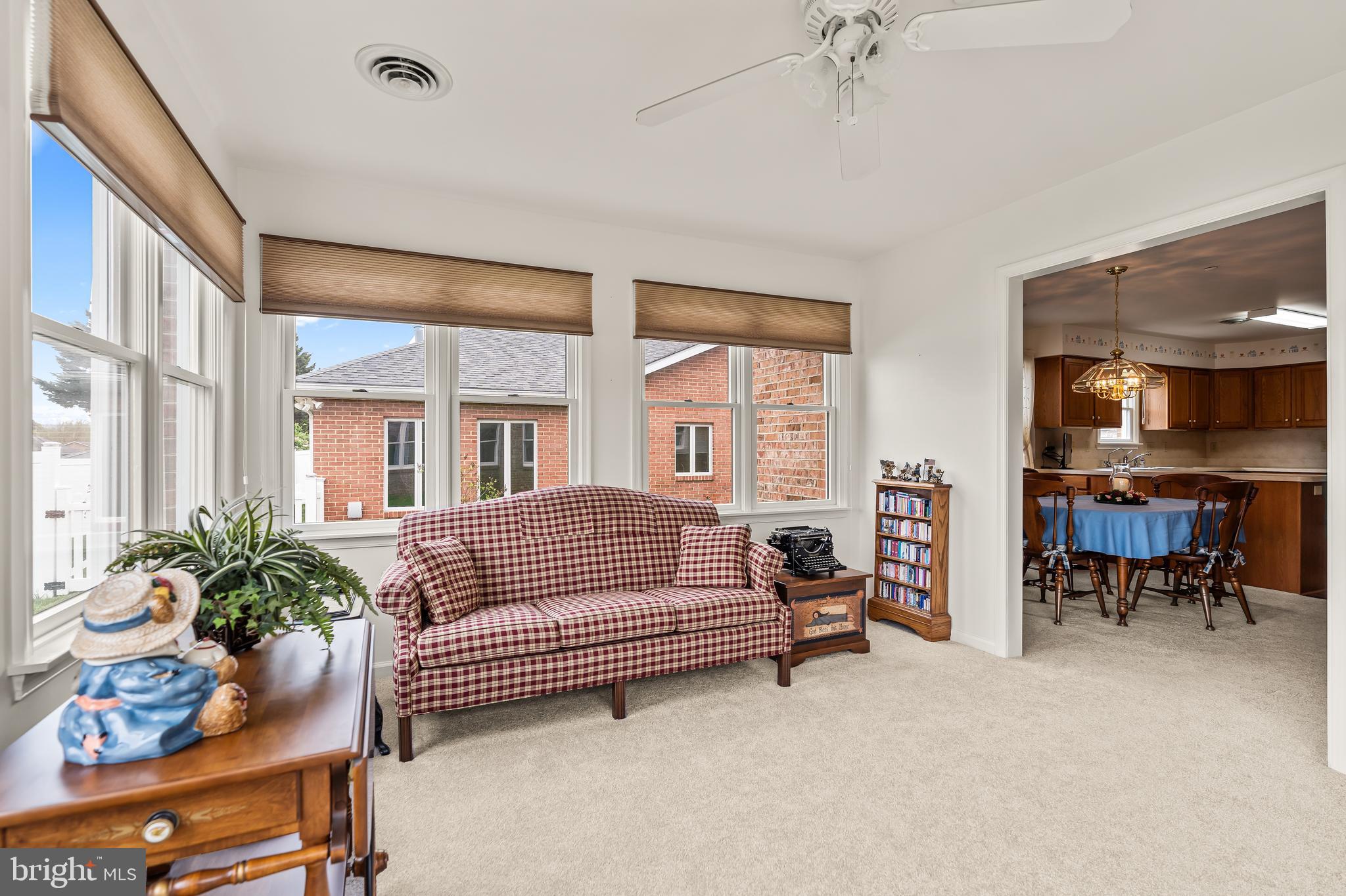 SOUTH POINTE - Residential