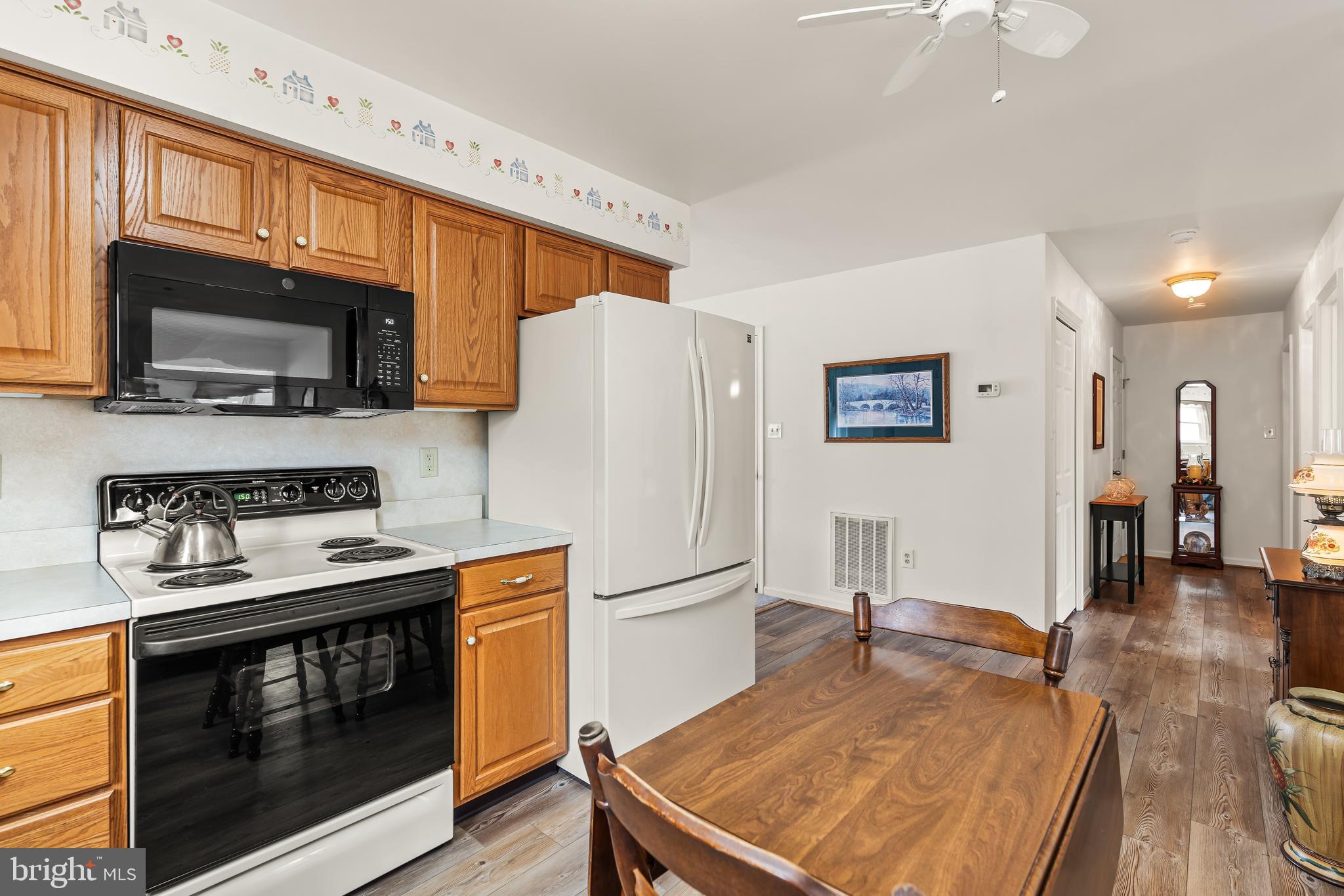SOUTH POINTE - Residential