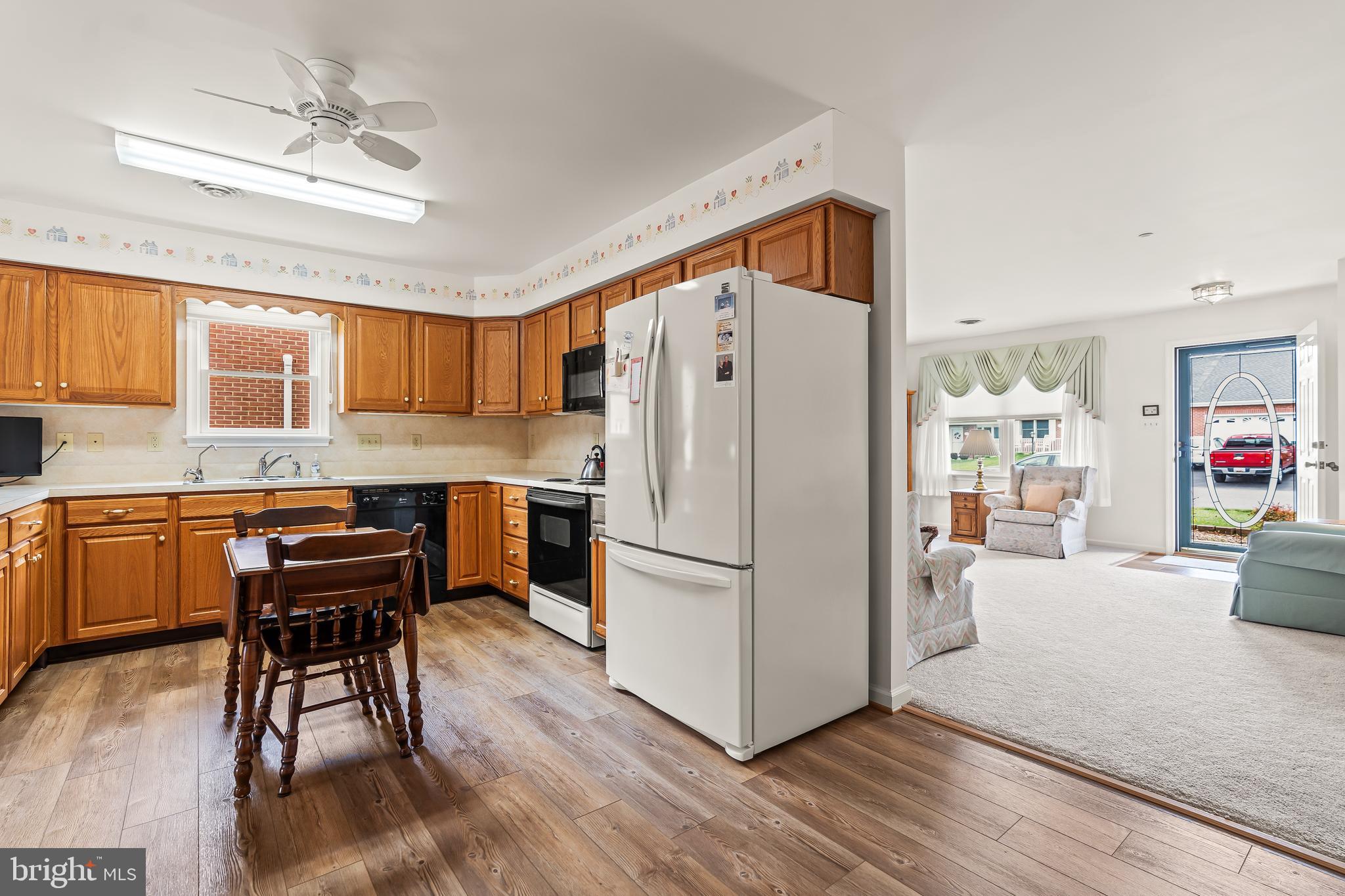 SOUTH POINTE - Residential