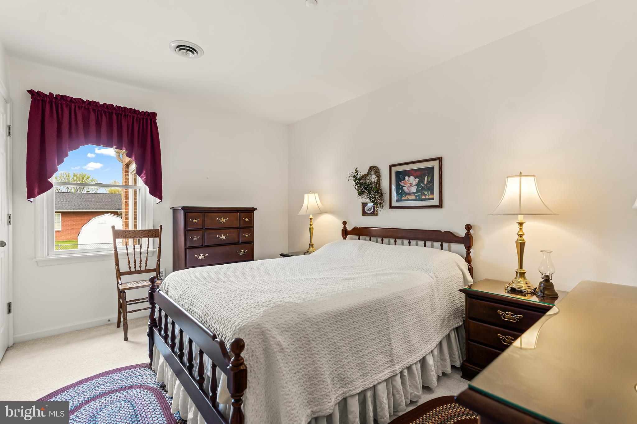 SOUTH POINTE - Residential