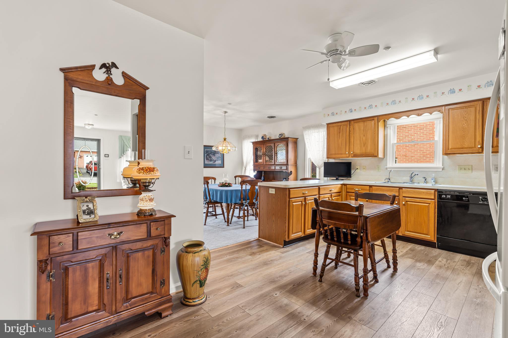 SOUTH POINTE - Residential