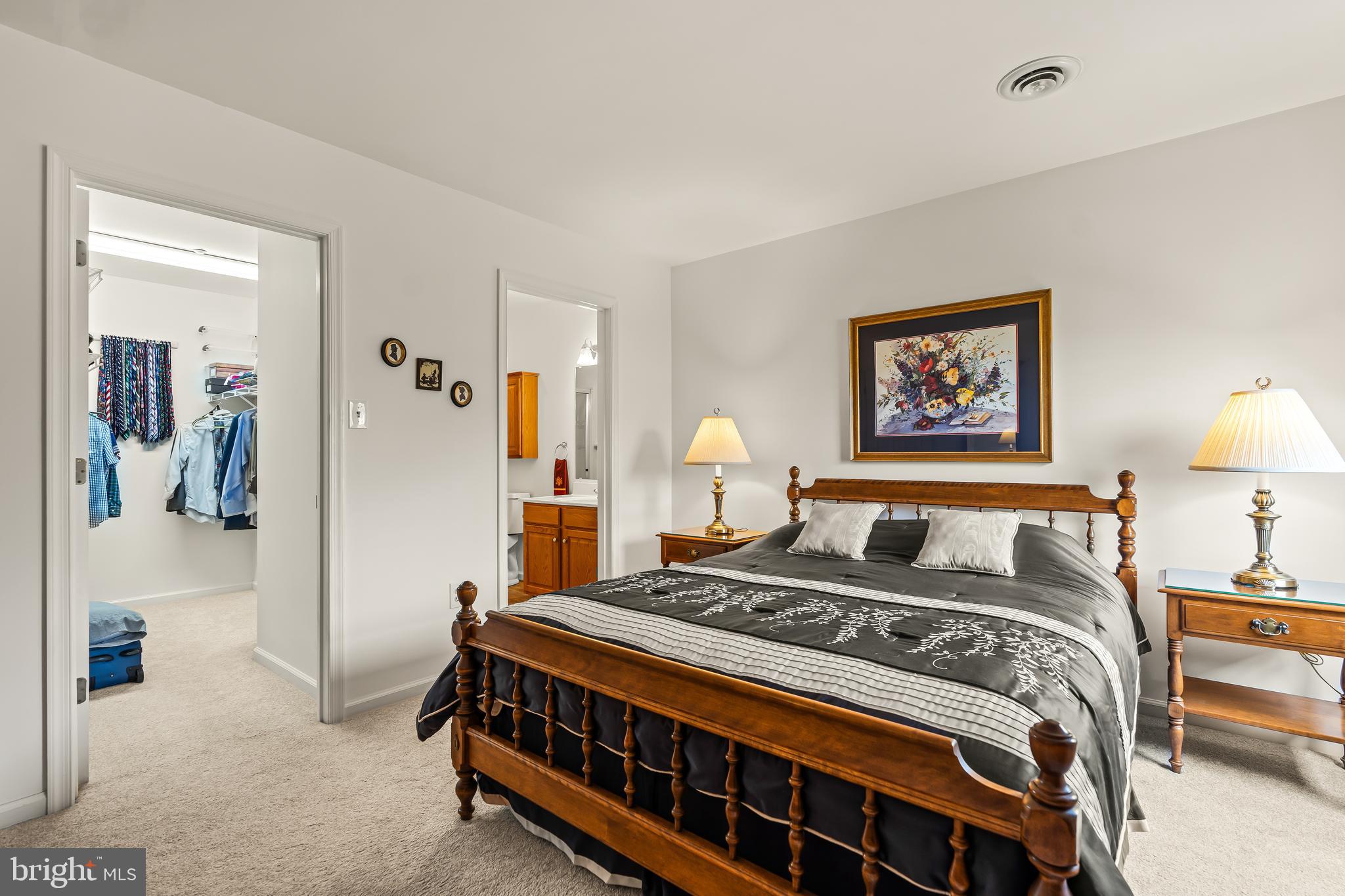 SOUTH POINTE - Residential
