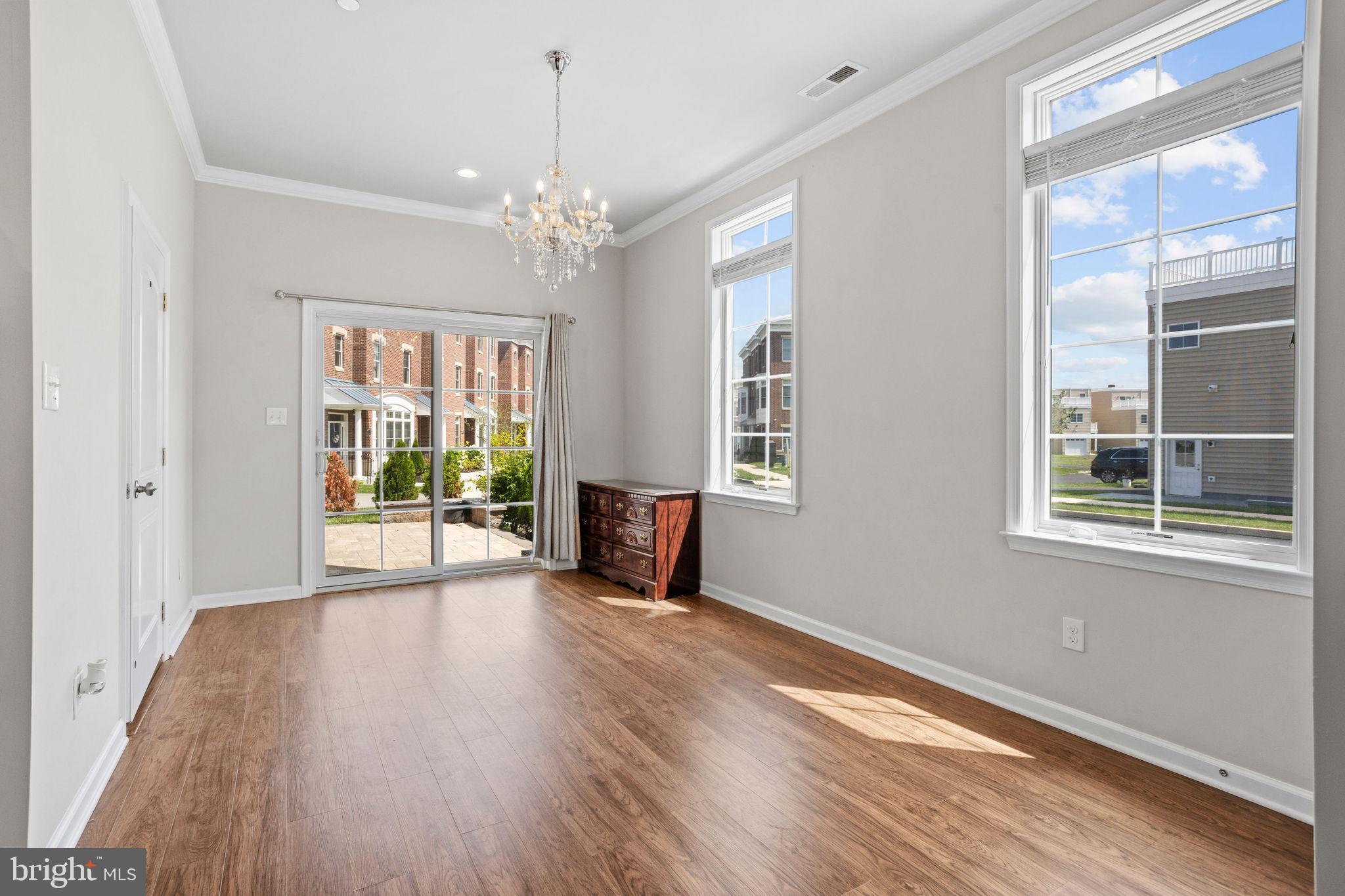 SIENA PLACE - Residential