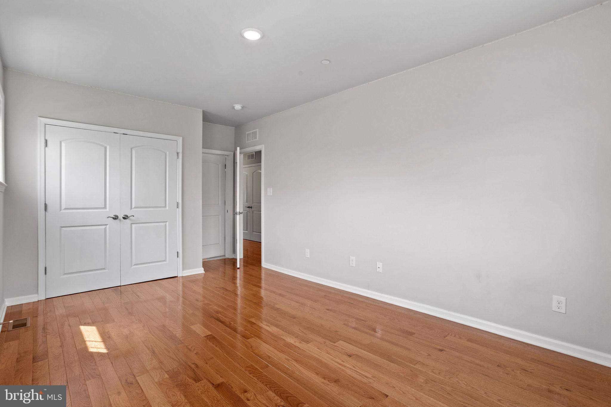 SIENA PLACE - Residential