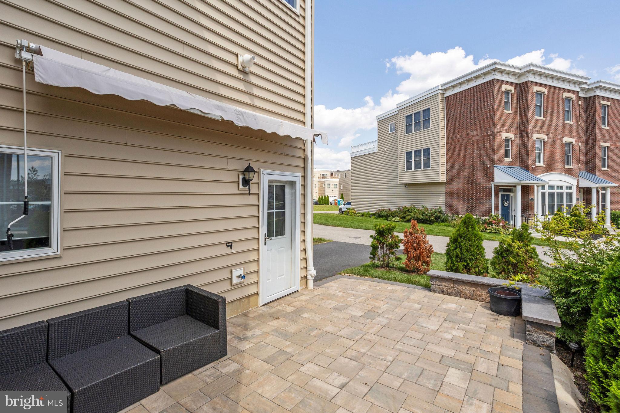 SIENA PLACE - Residential