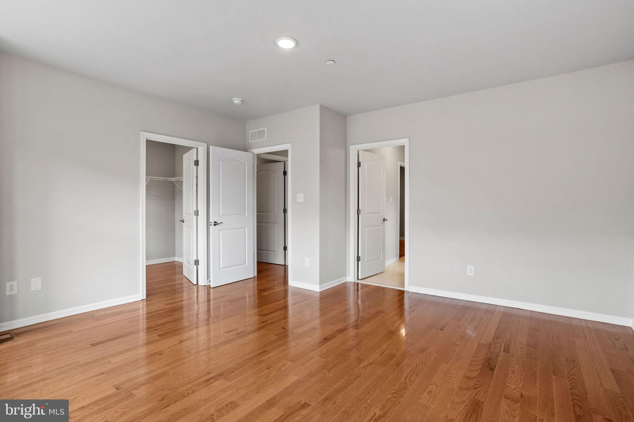 SIENA PLACE - Residential