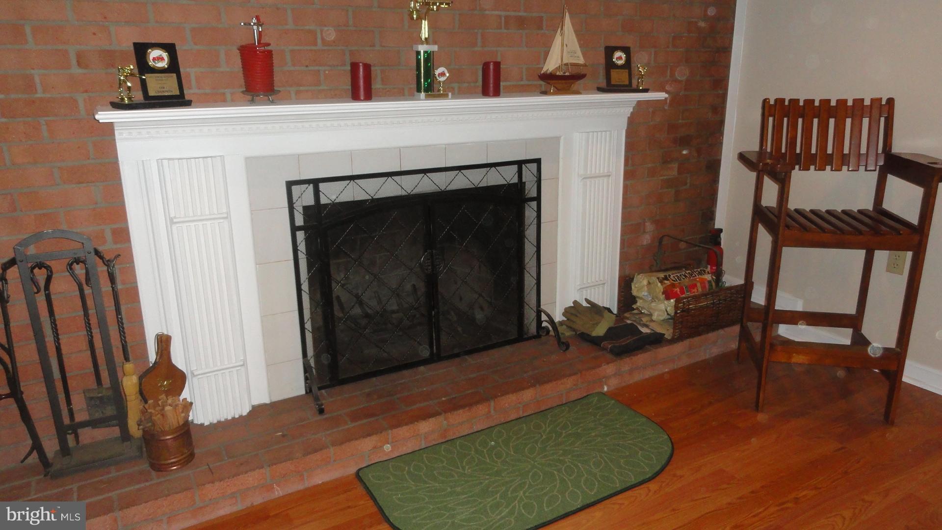 BROOKFIELD - Residential