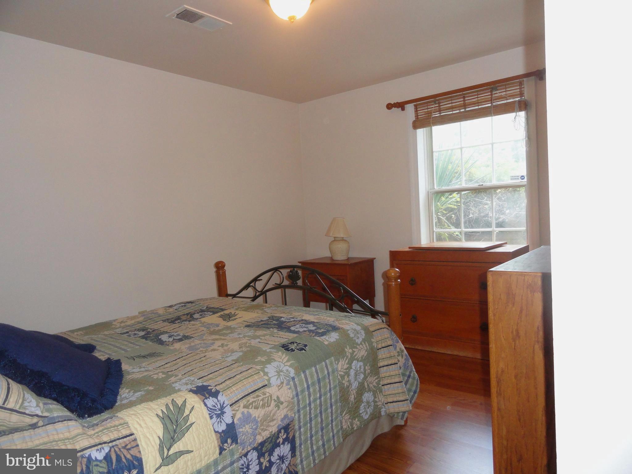 BROOKFIELD - Residential