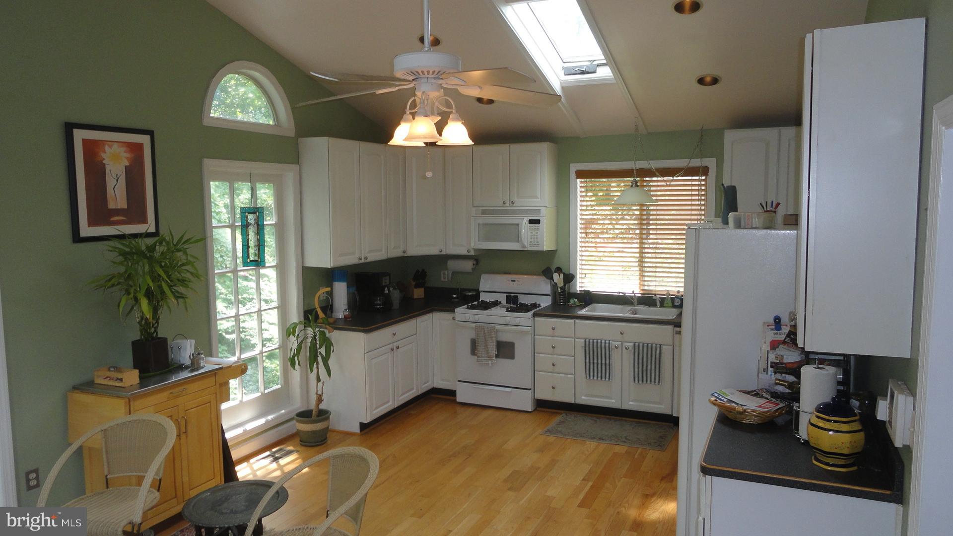 BROOKFIELD - Residential