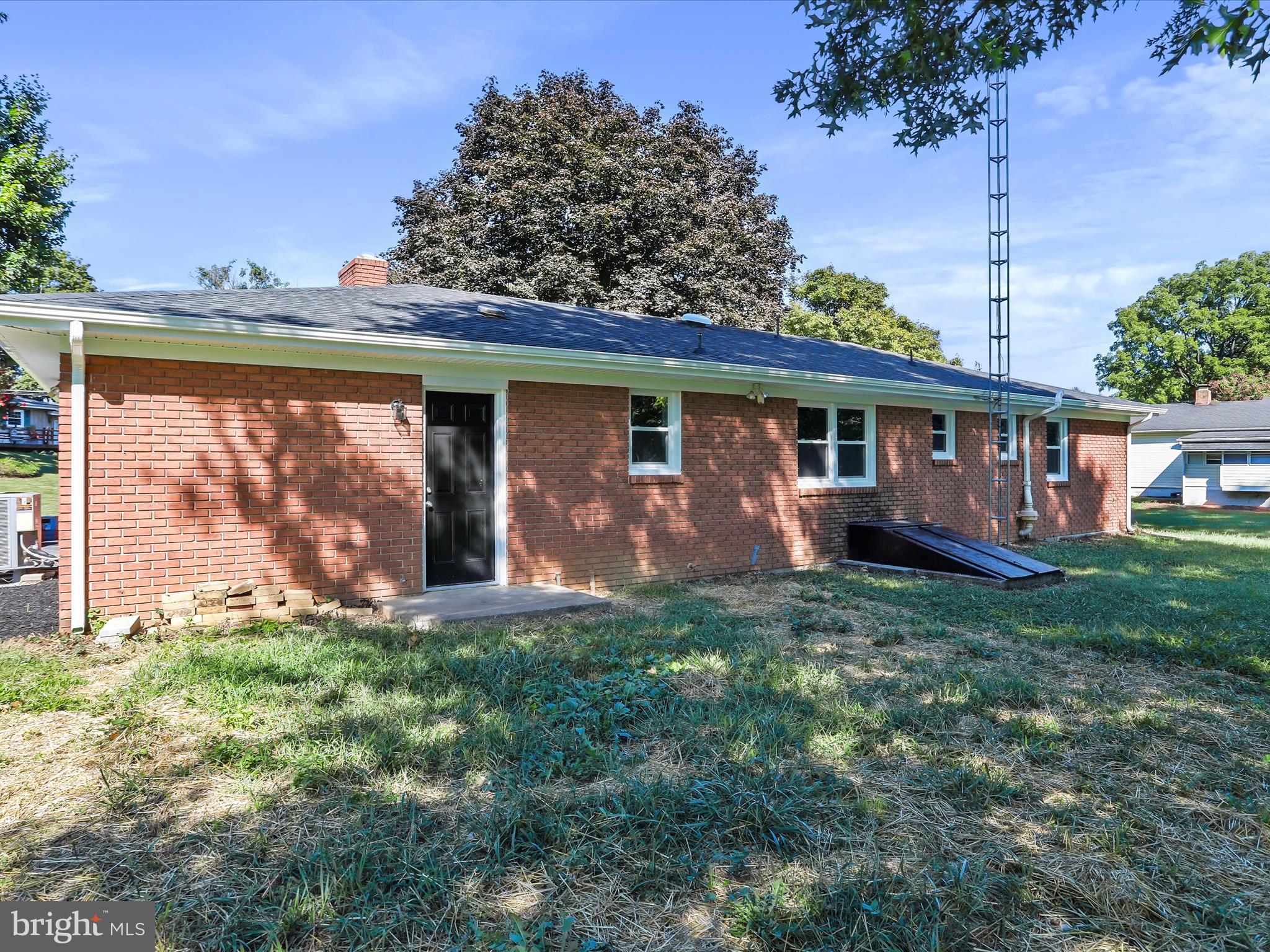 PIKEVIEW ACRES - Residential