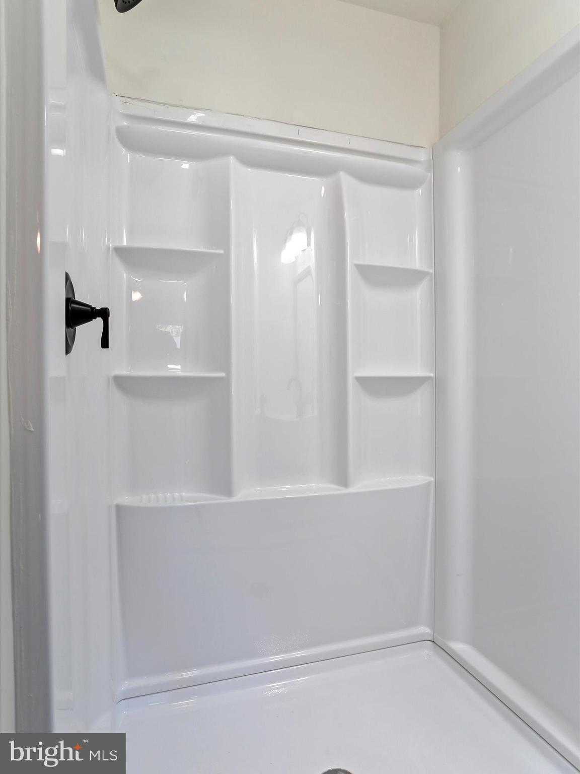 PIKEVIEW ACRES - Residential