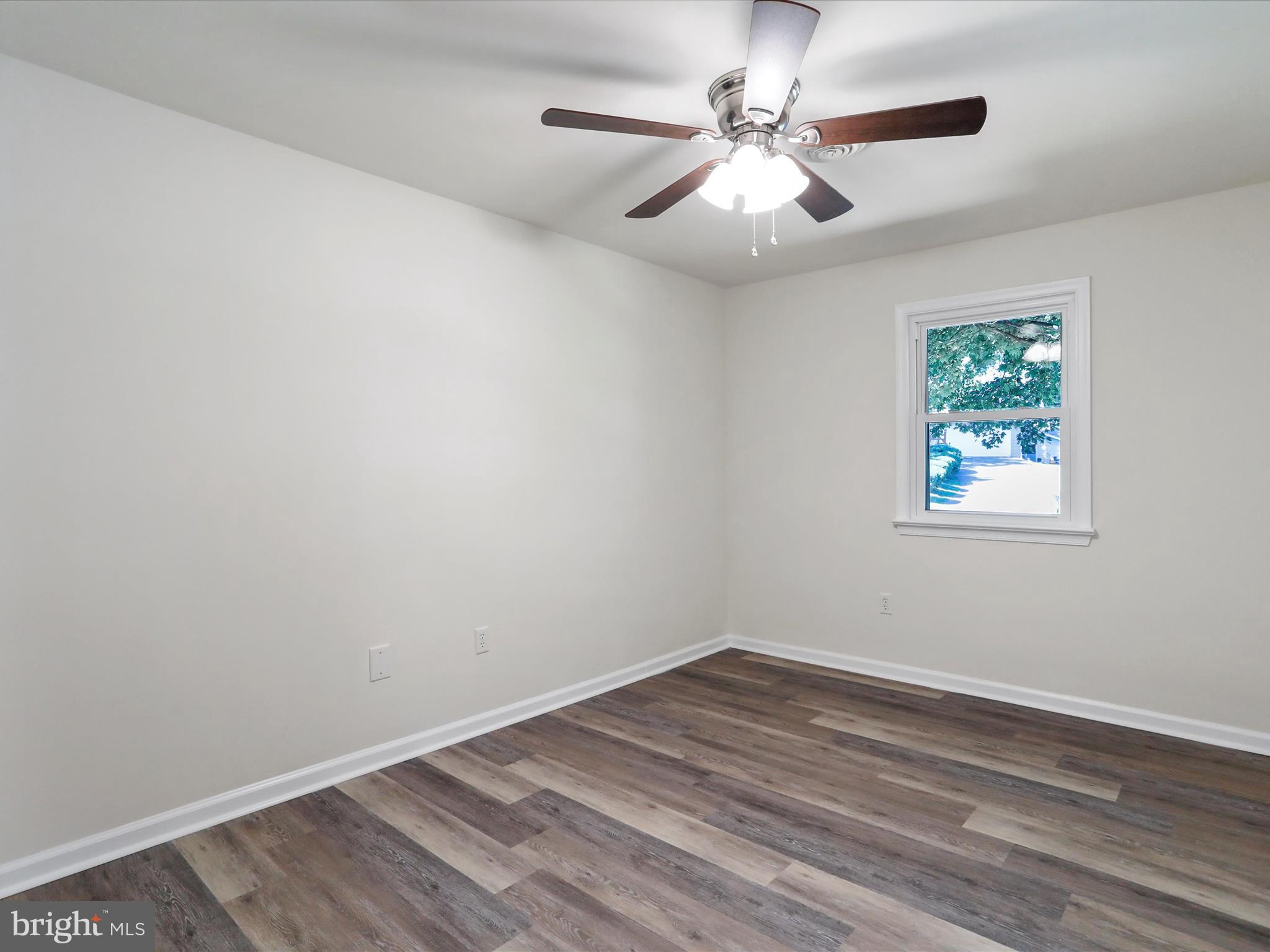 PIKEVIEW ACRES - Residential