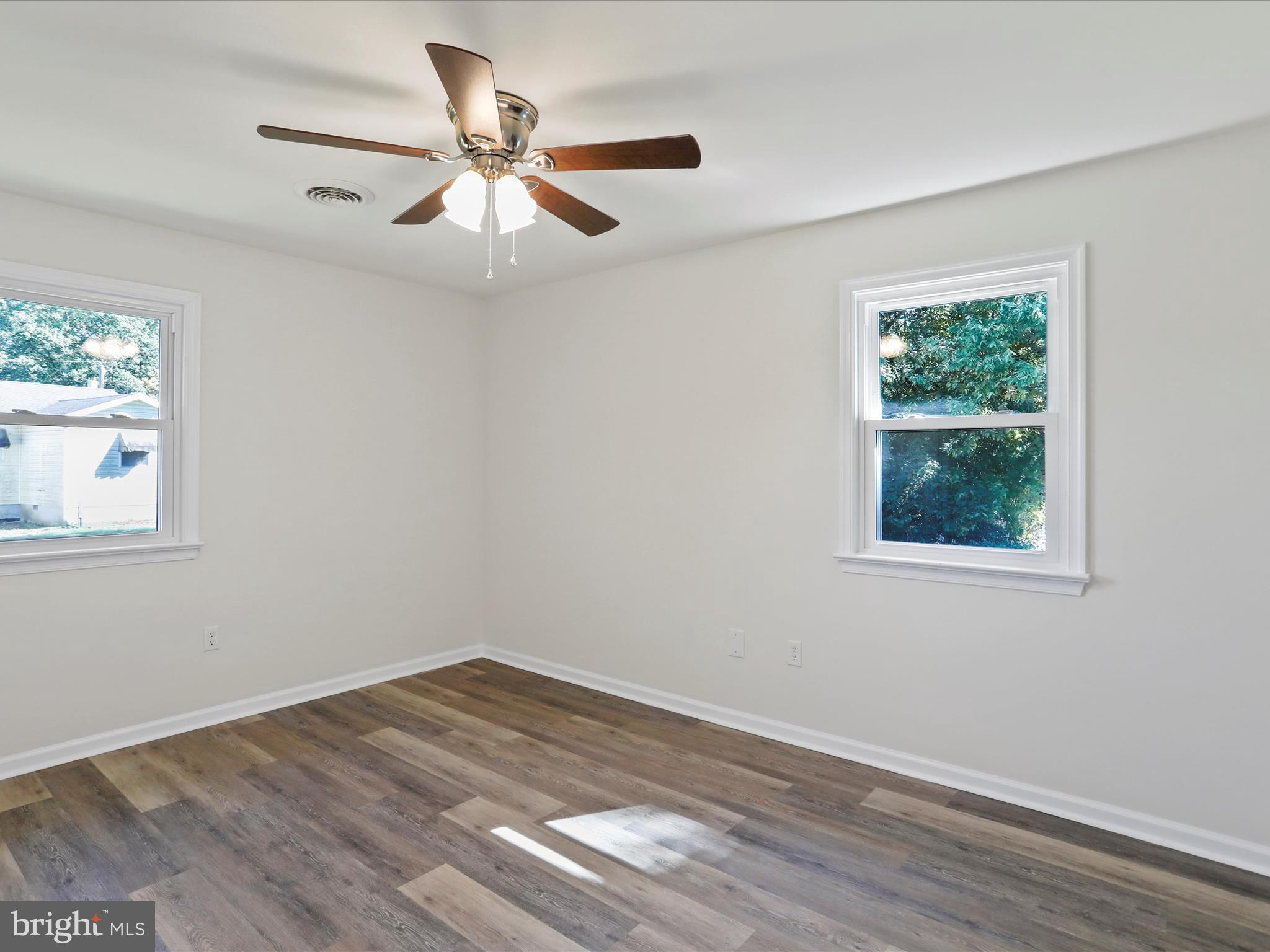 PIKEVIEW ACRES - Residential