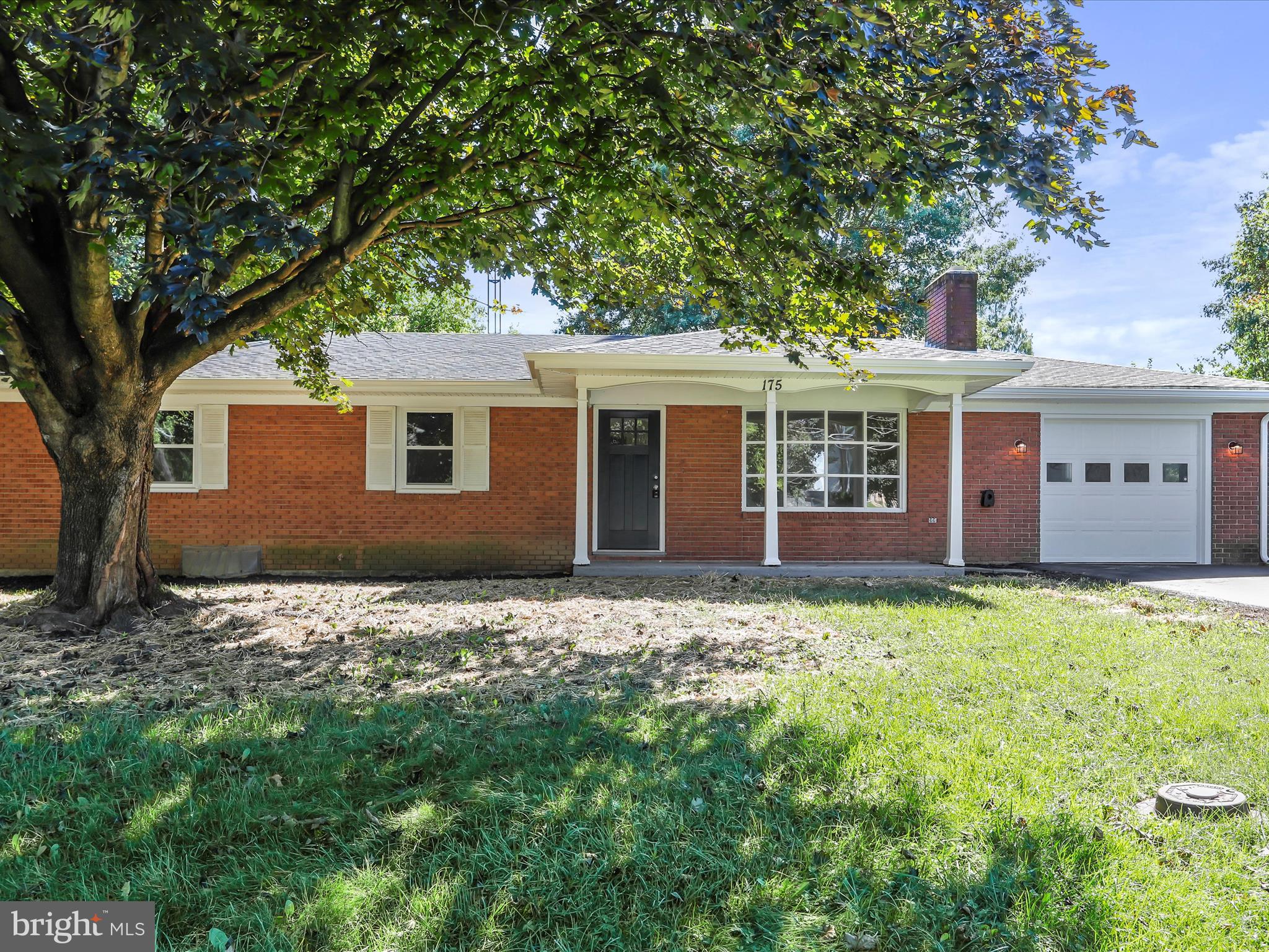 PIKEVIEW ACRES - Residential