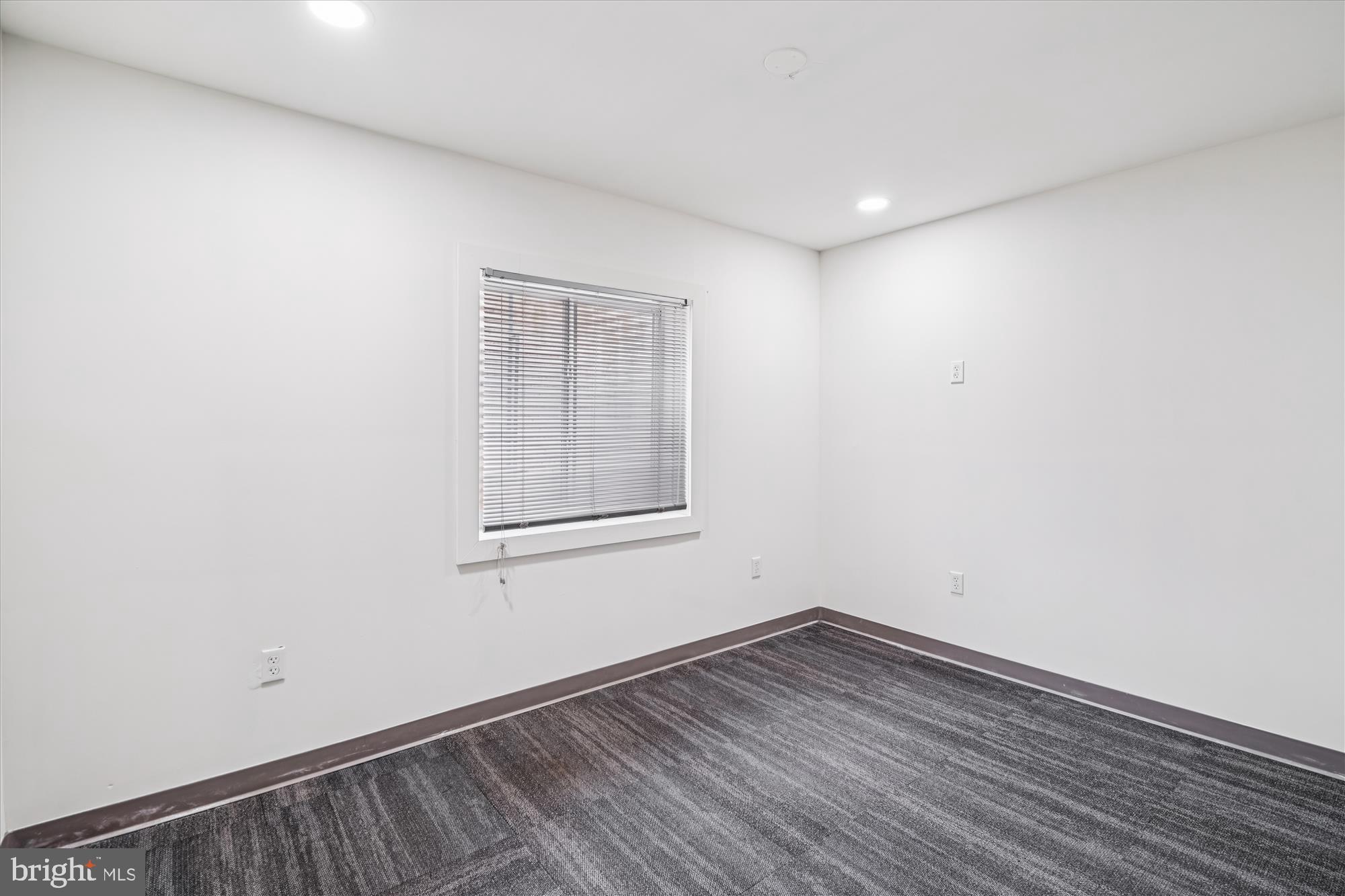 LEGACY AT MANNINGTON VILLAGE - Residential