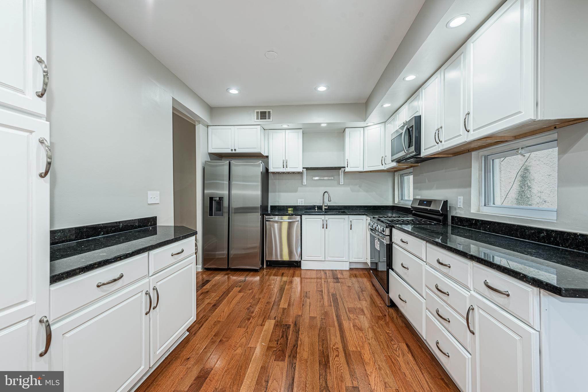 BUTCHER'S HILL - Residential Income