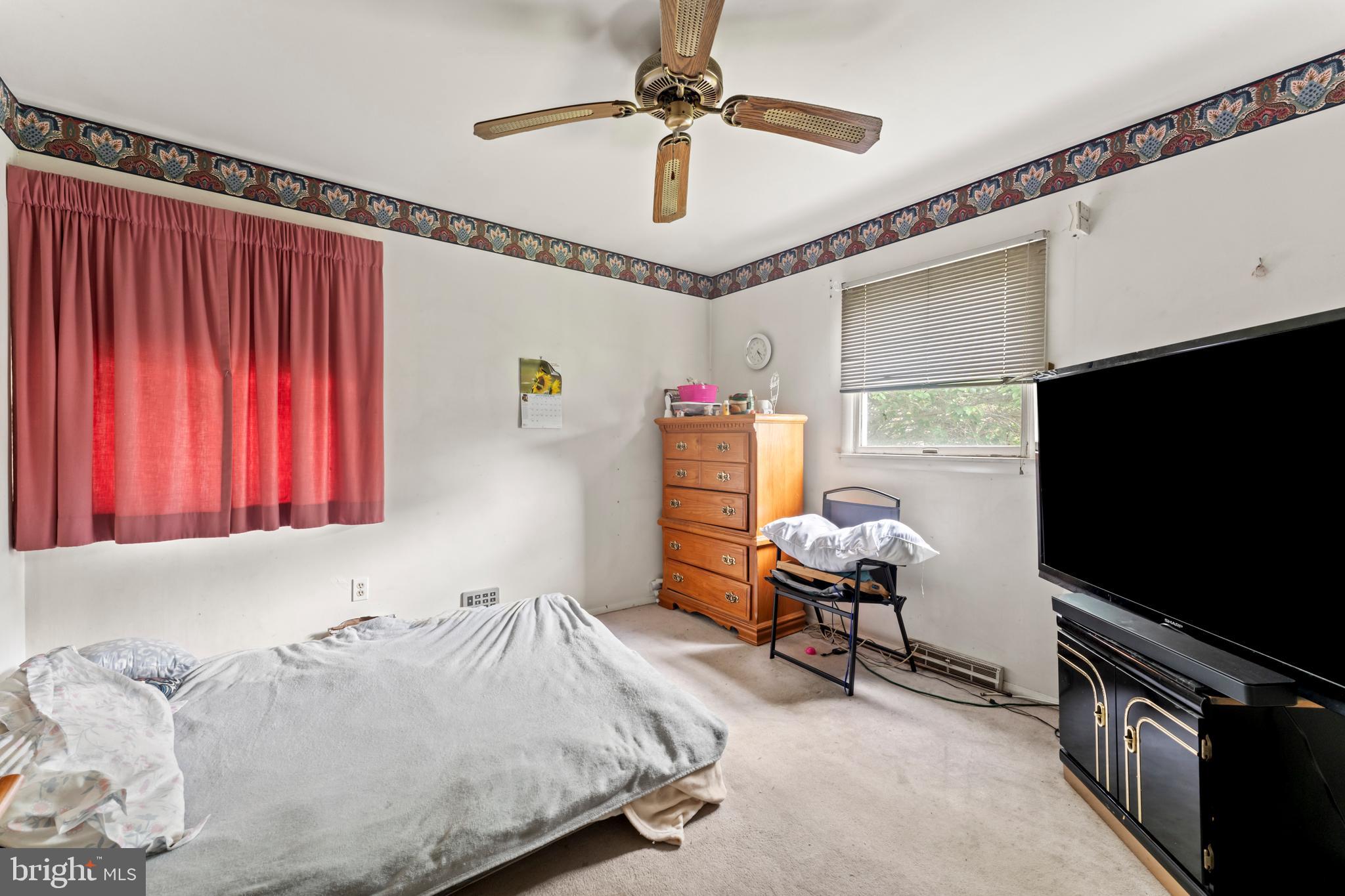 ROCHELLE MEADOWS - Residential