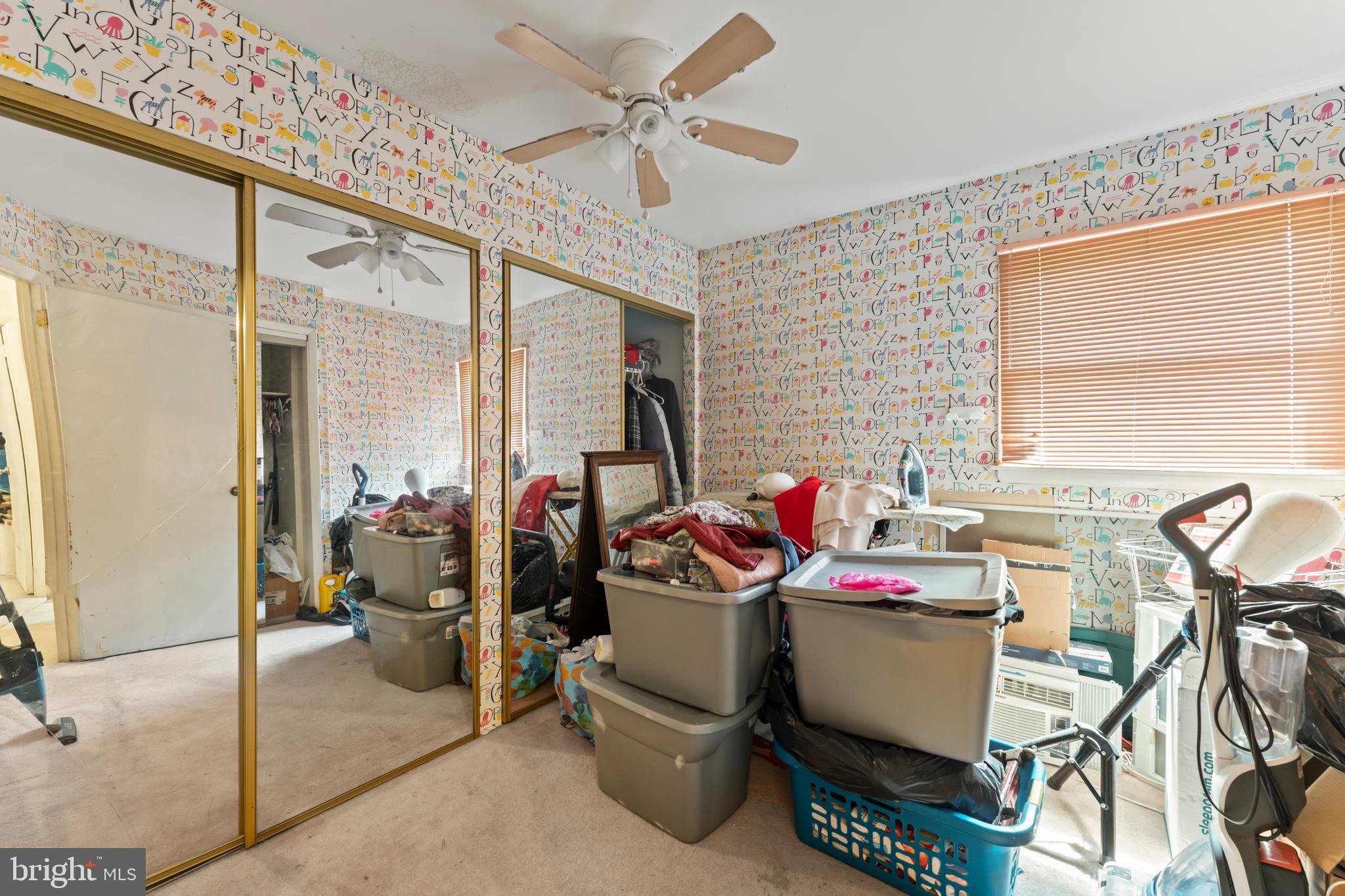 ROCHELLE MEADOWS - Residential