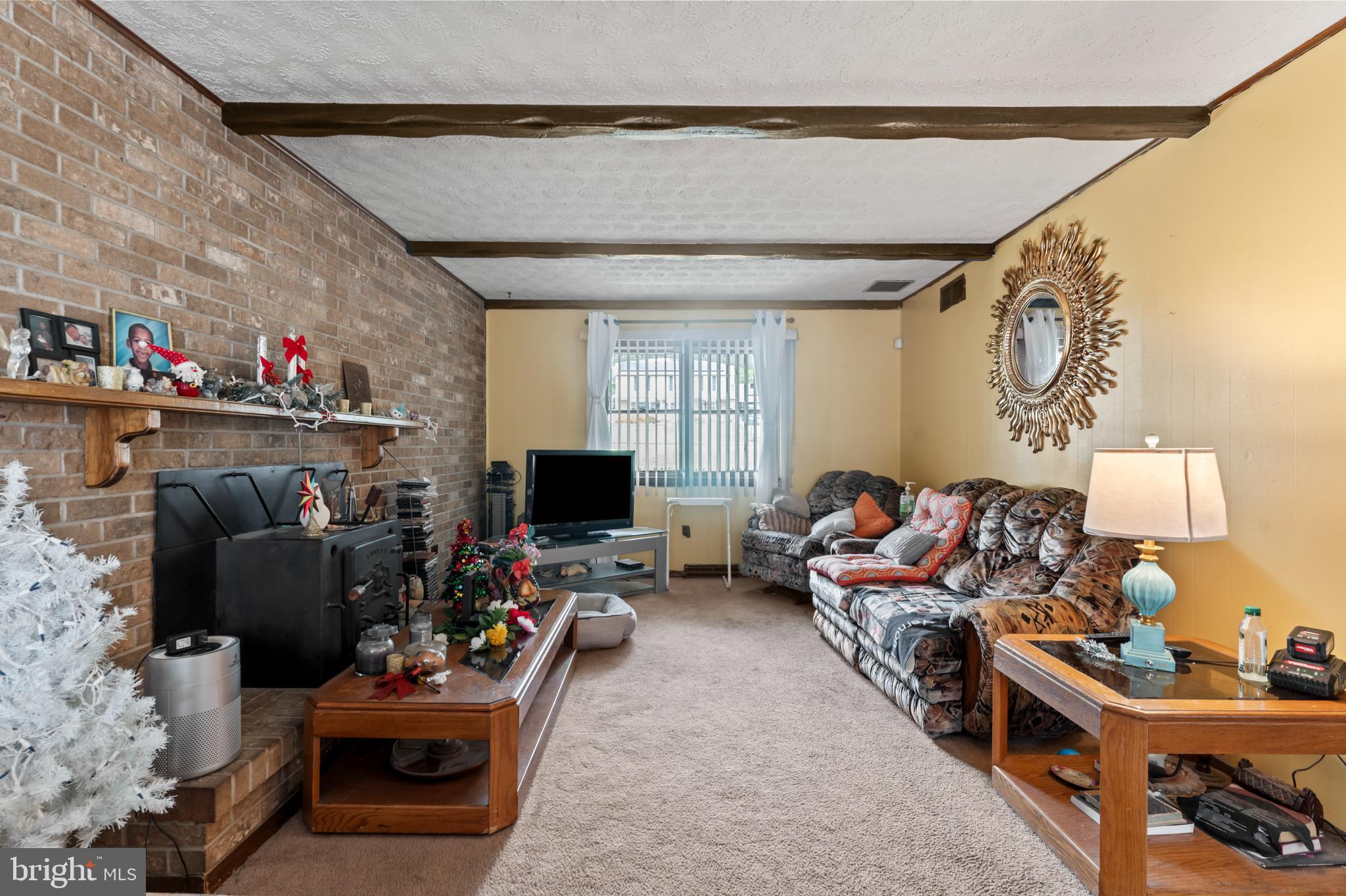 ROCHELLE MEADOWS - Residential