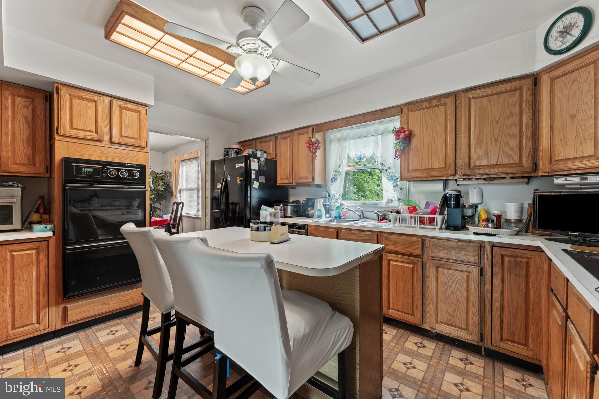 ROCHELLE MEADOWS - Residential