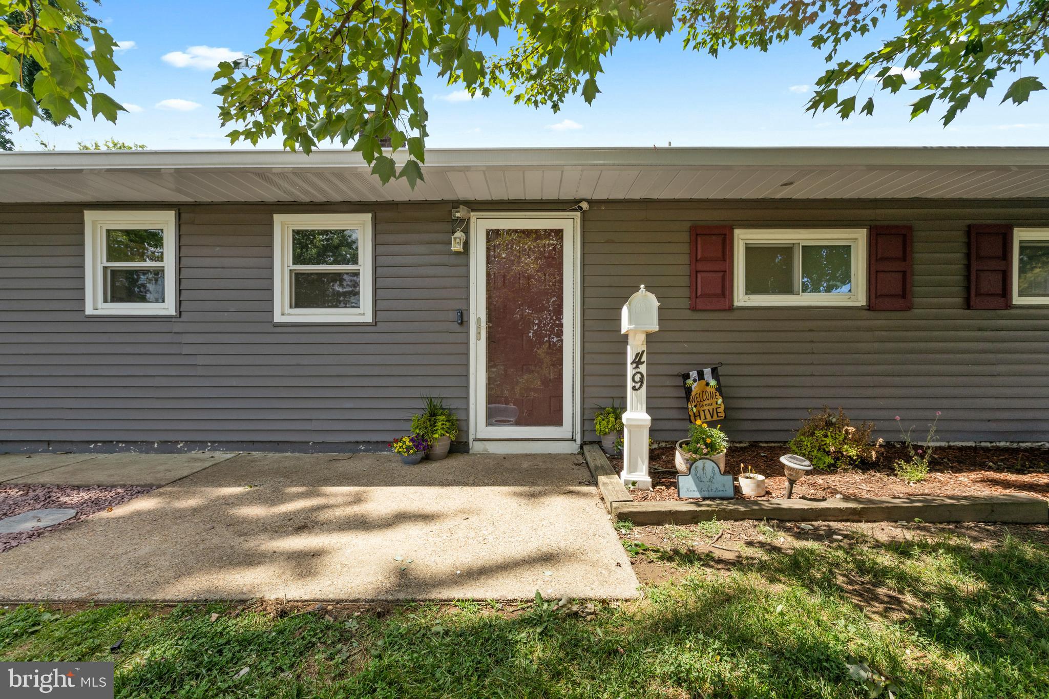 49 MEADOW LANE