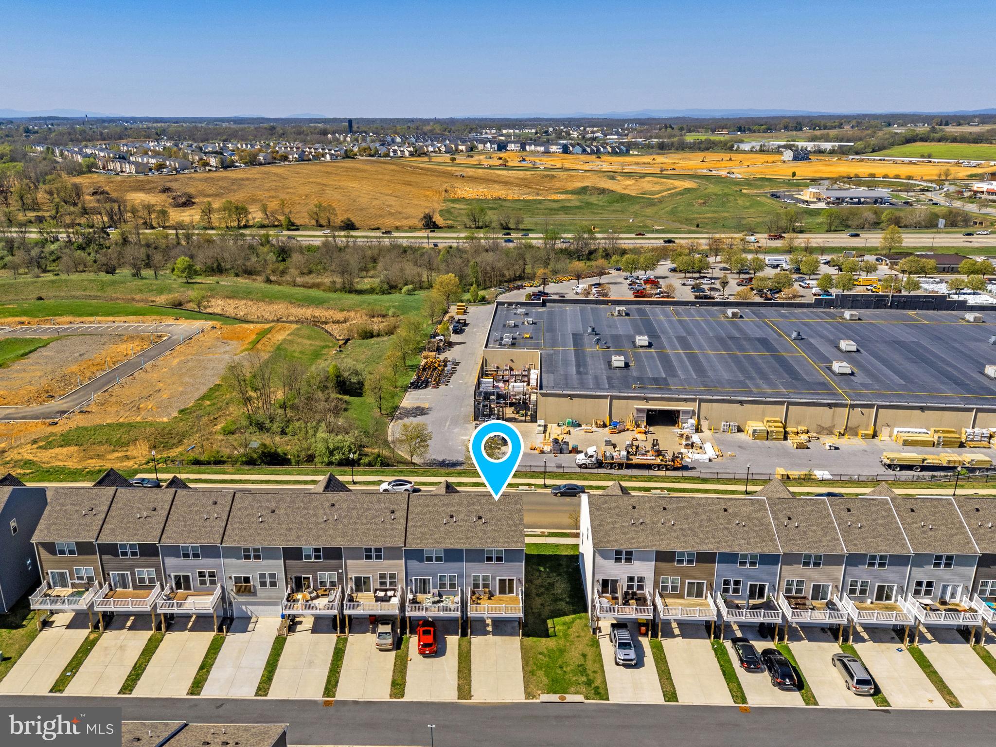 PRESIDENTS POINTE - Residential