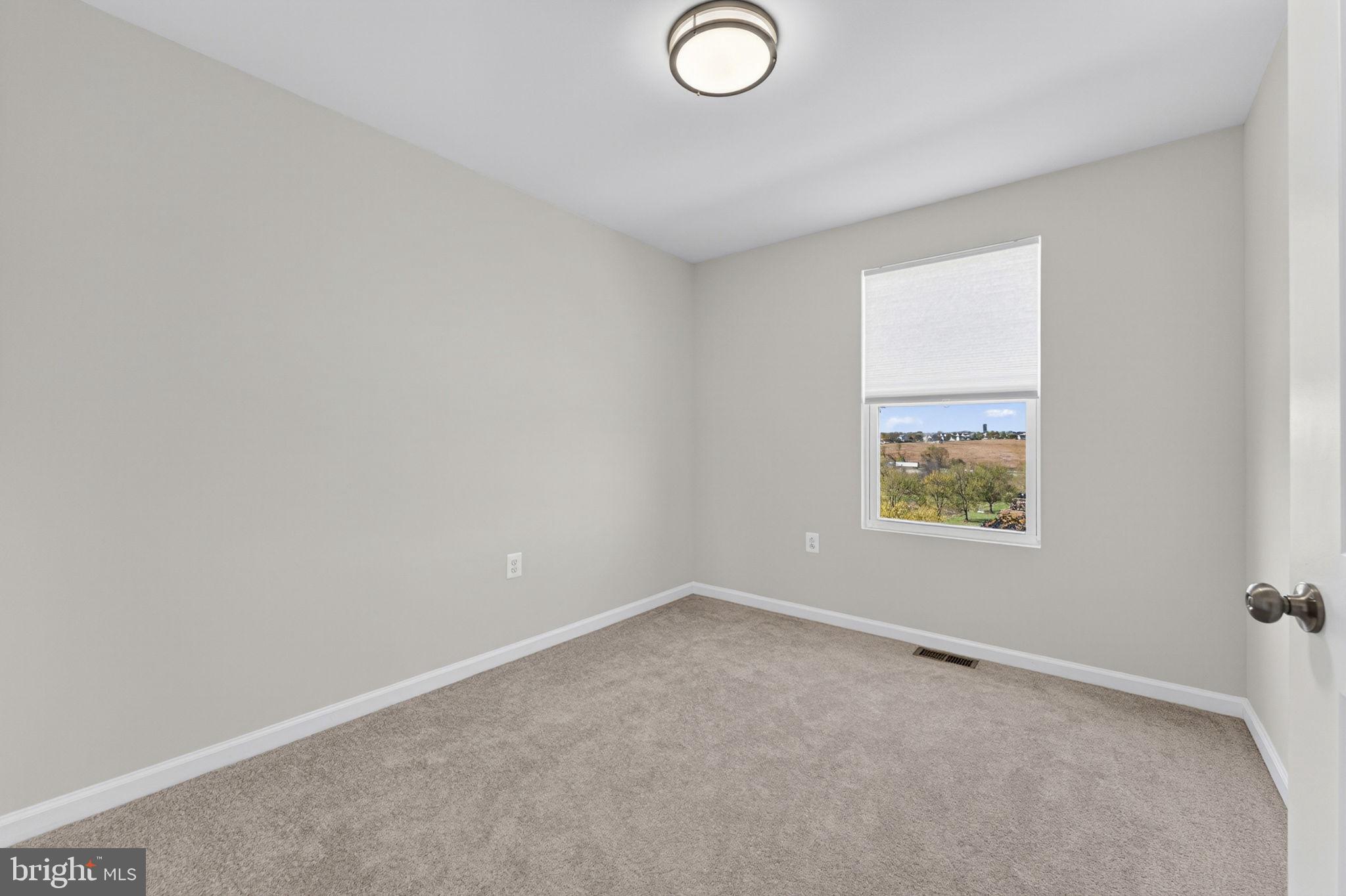 PRESIDENTS POINTE - Residential