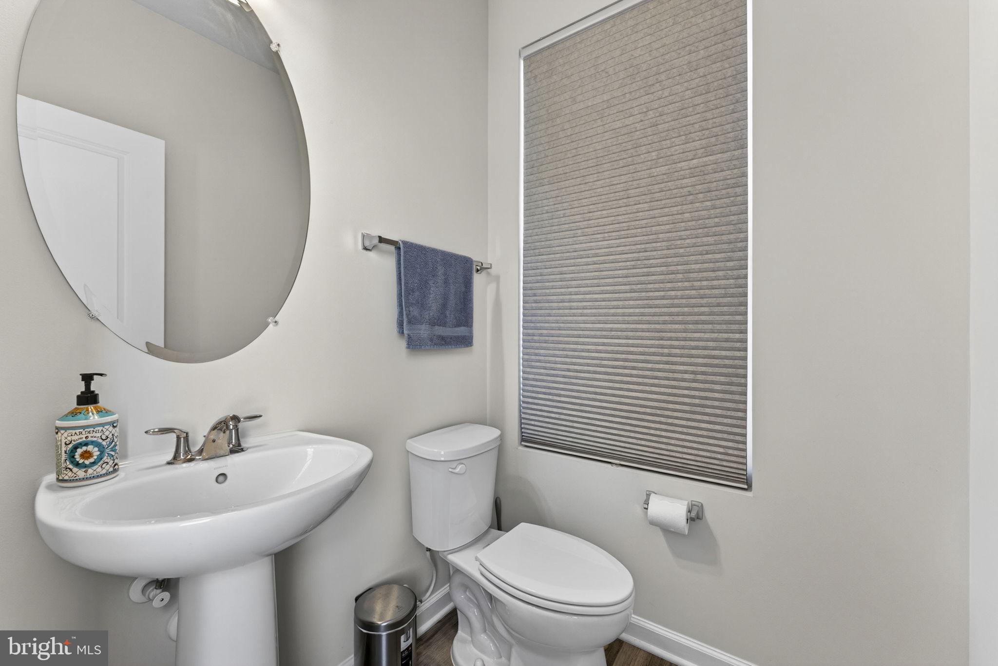 PRESIDENTS POINTE - Residential