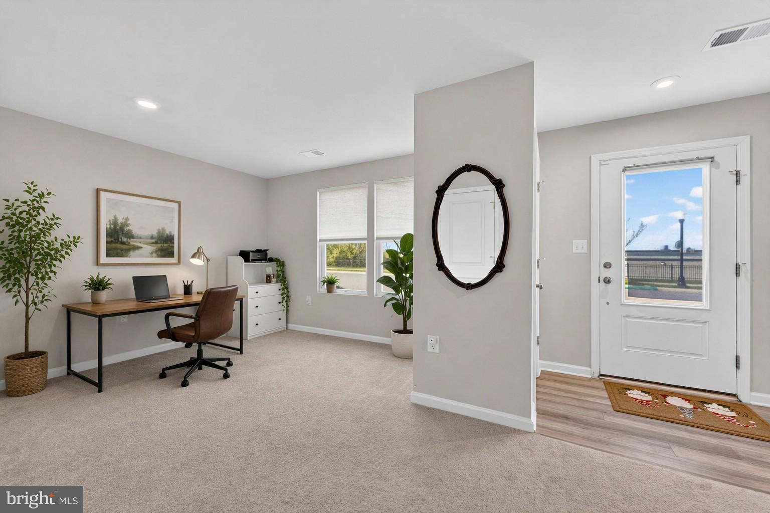 PRESIDENTS POINTE - Residential